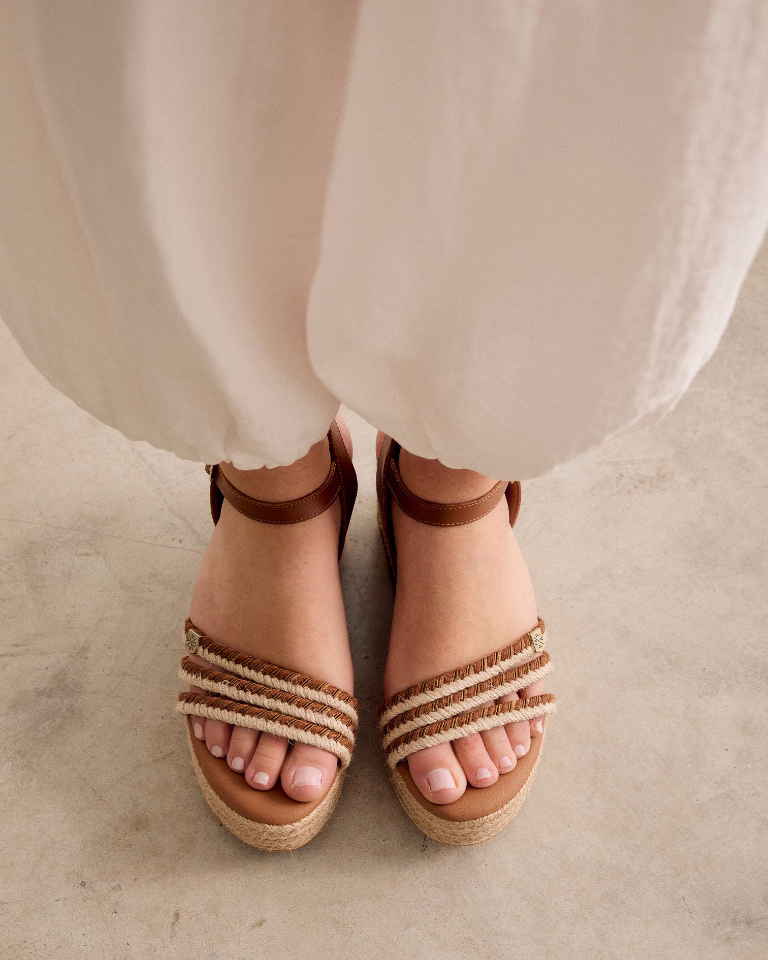 Cuña Albany Yute Cuero