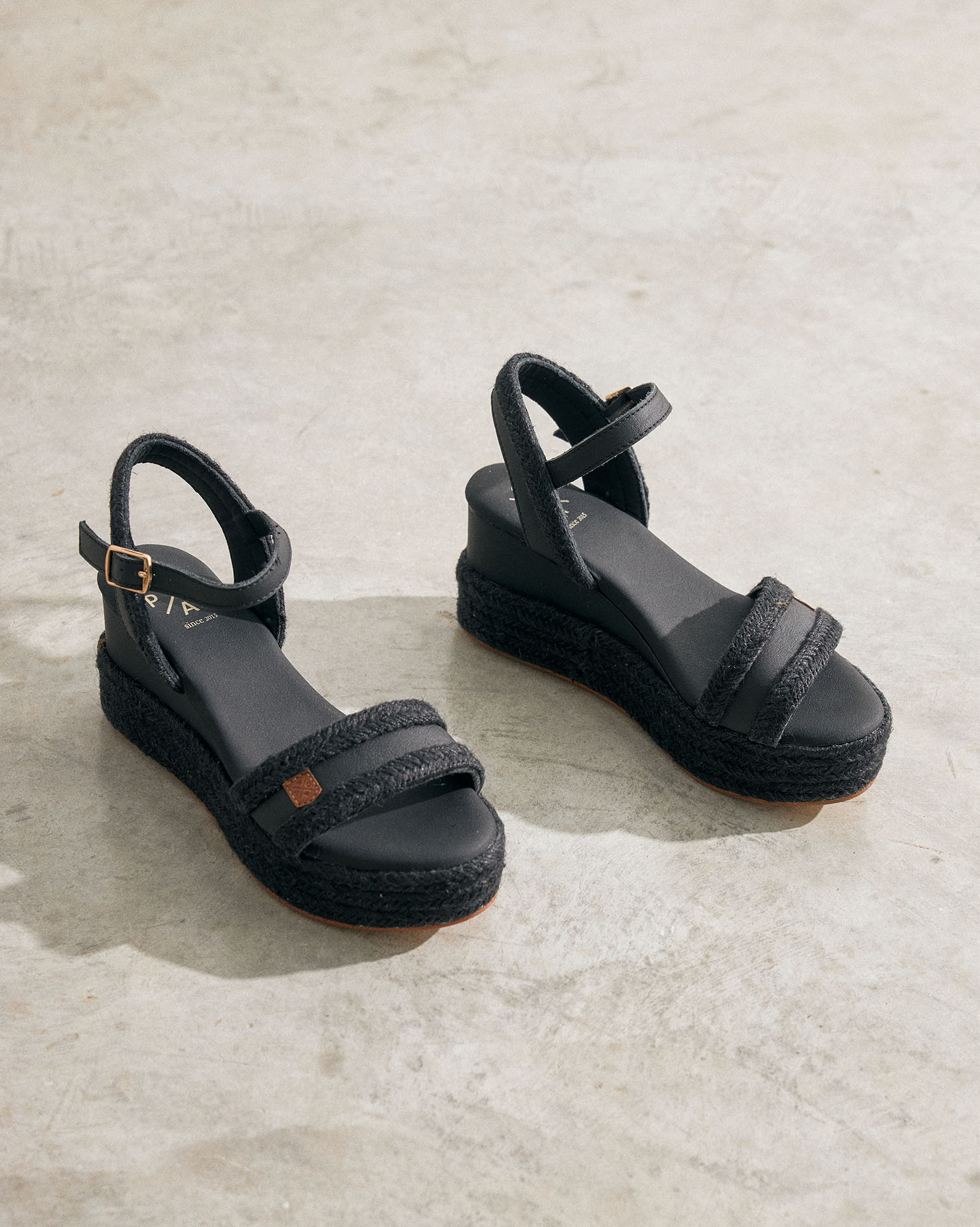 Cuña Arambol Yute Negro