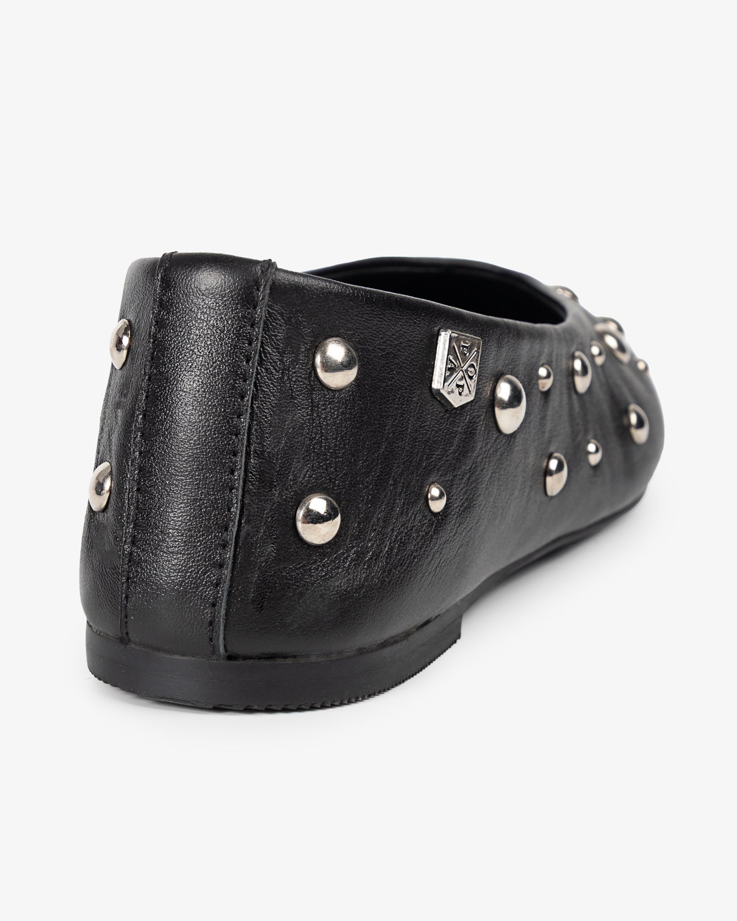 Bailarina de Piel Negra con Tachuelas Etoile