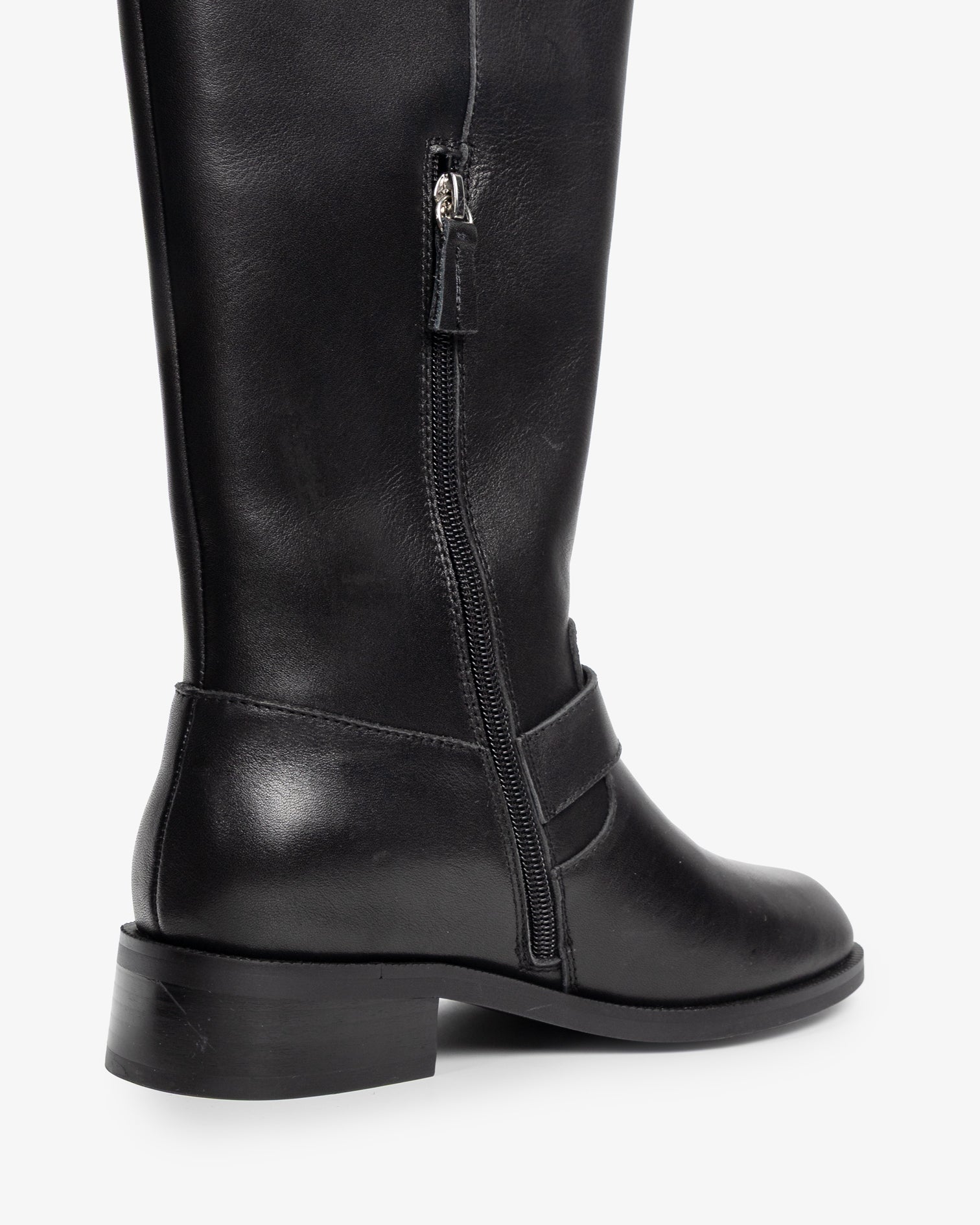 Bota Alta de Piel Negra kiliman