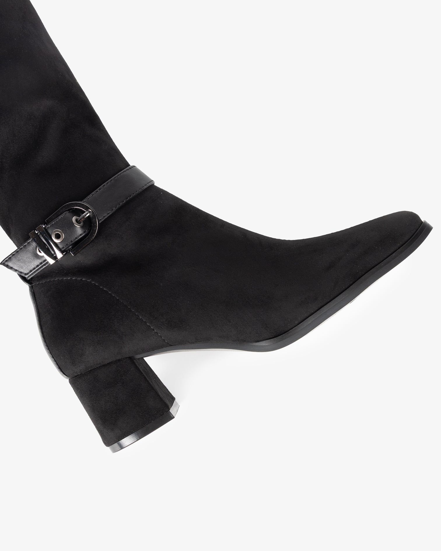 Bota Alta de Antelina Negra Flare