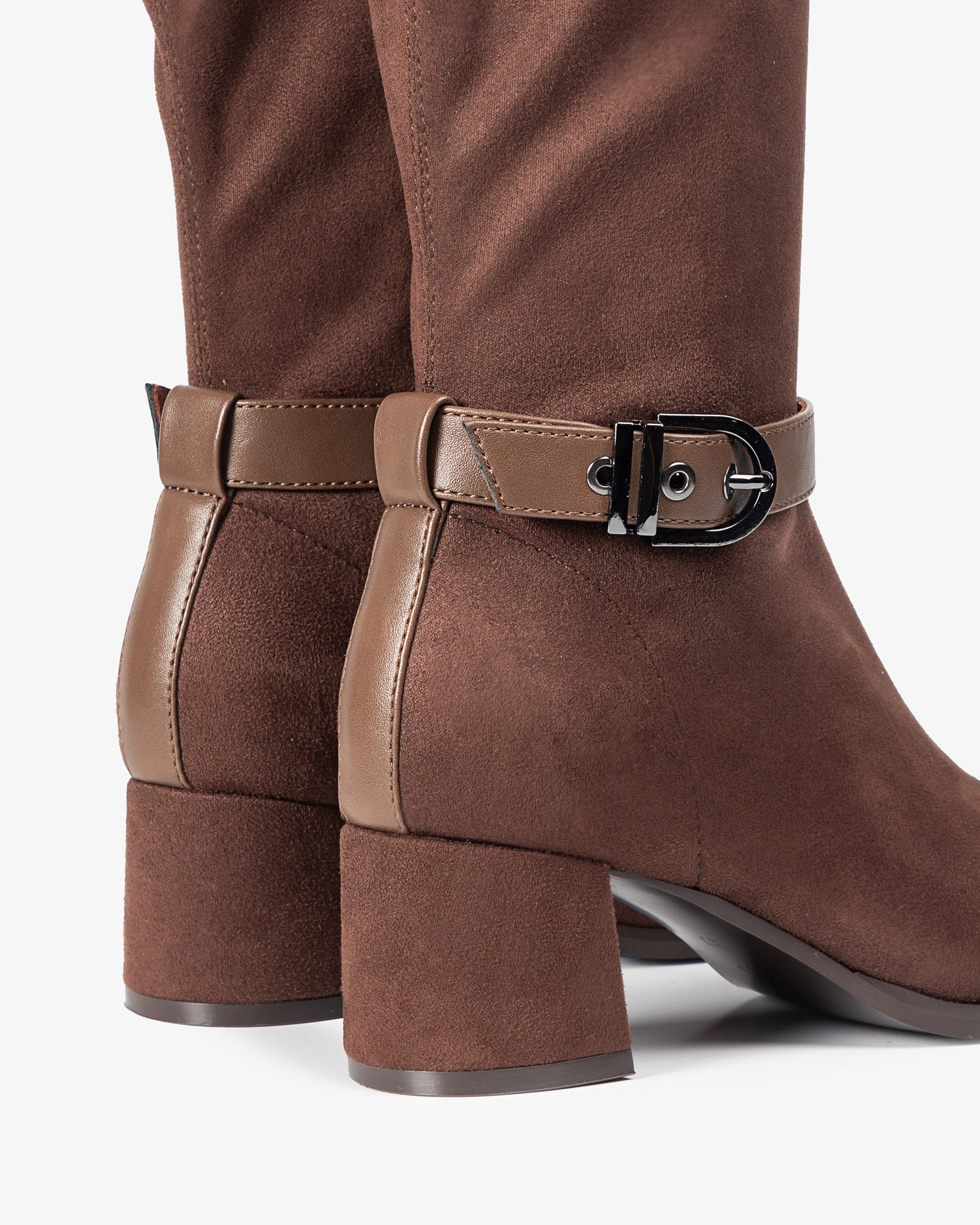 Bota Alta de Antelina Castanha Flare