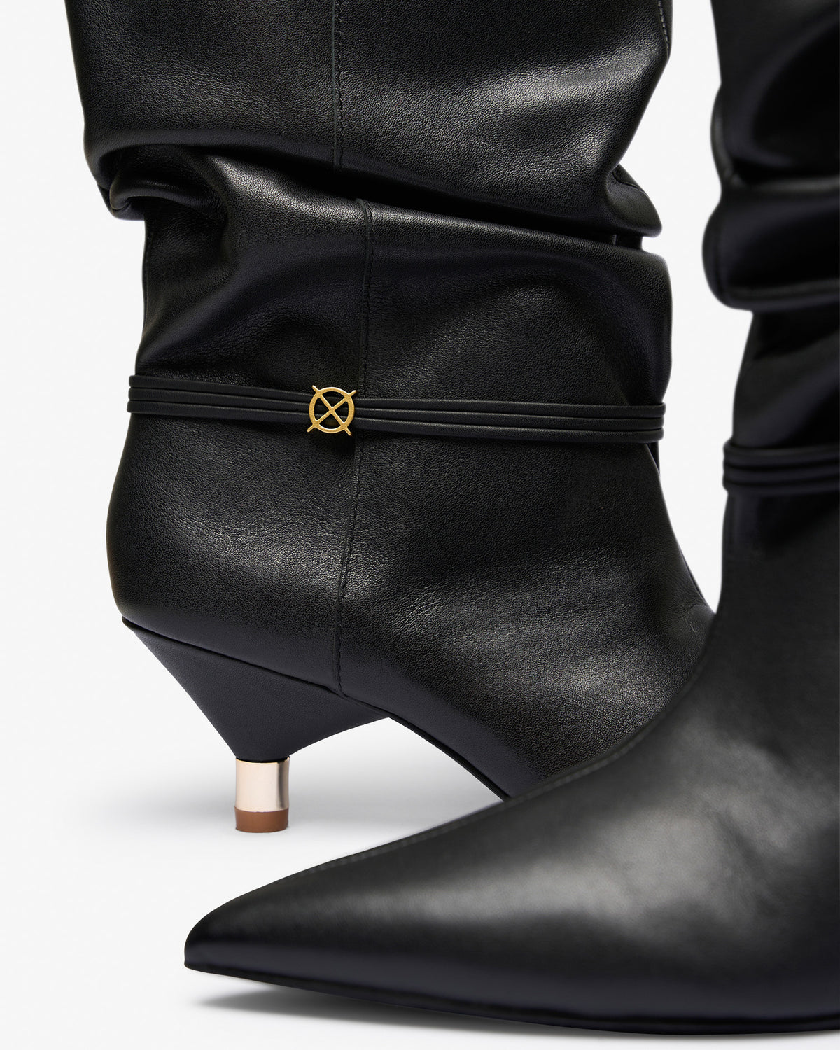 Bota Negra de Mujer Takayama 36