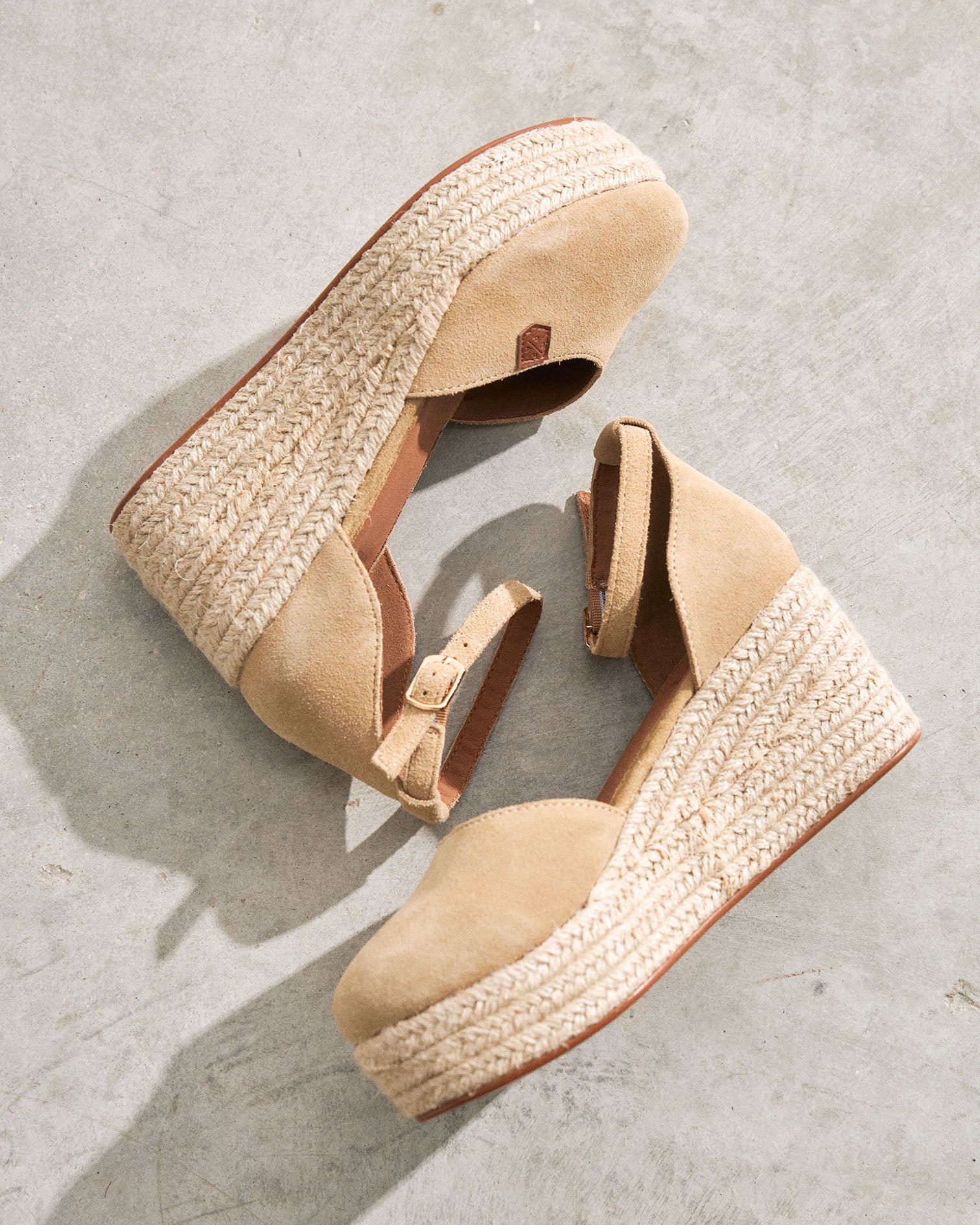 Cuña Cantalar Serraje Beige