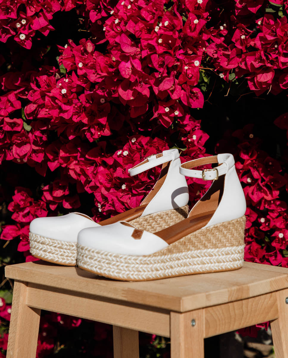 Cuña Baja Yute Cantalar Piel Blanco con hebilla