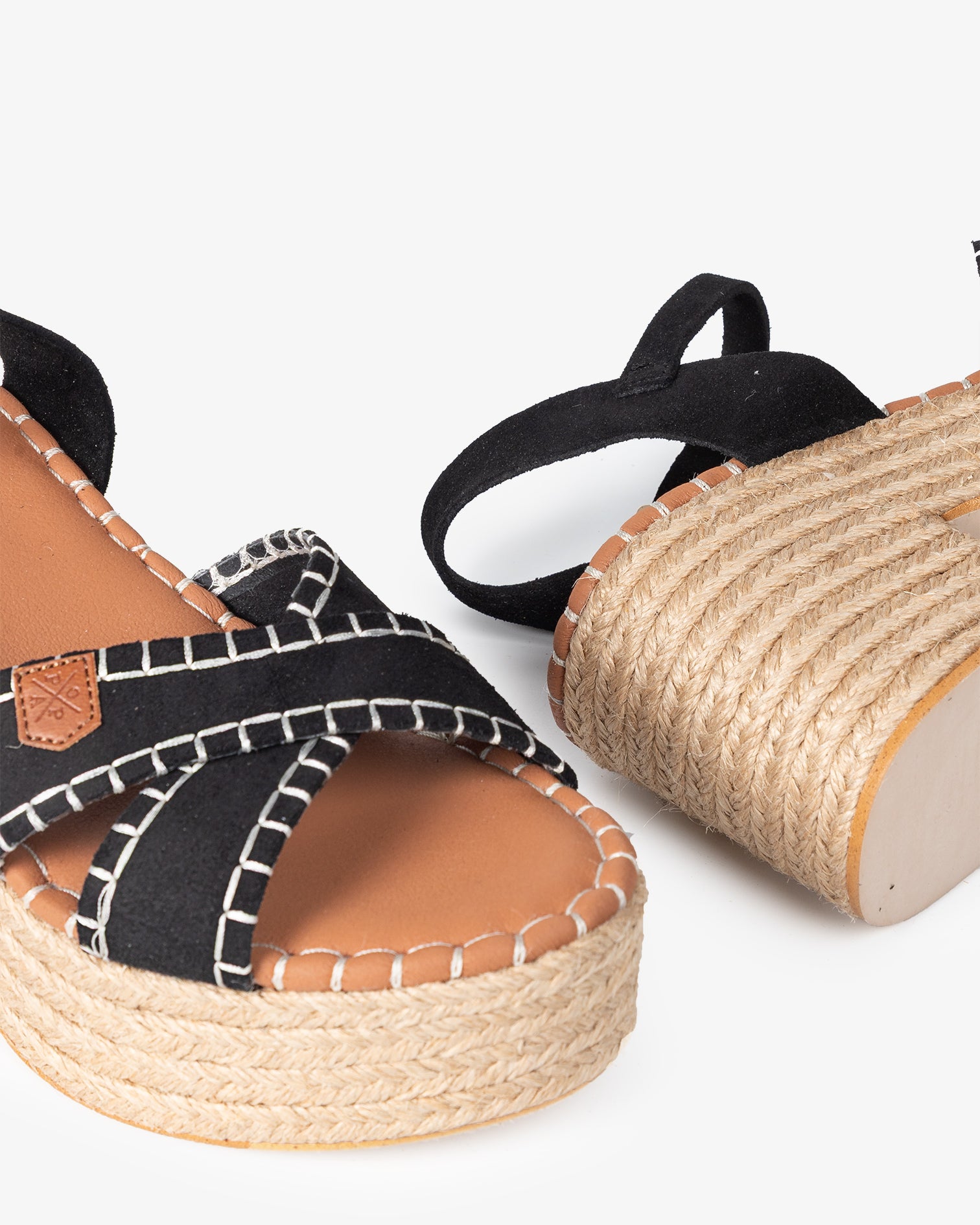 Cuña Tacón Clifton Cosido Preto