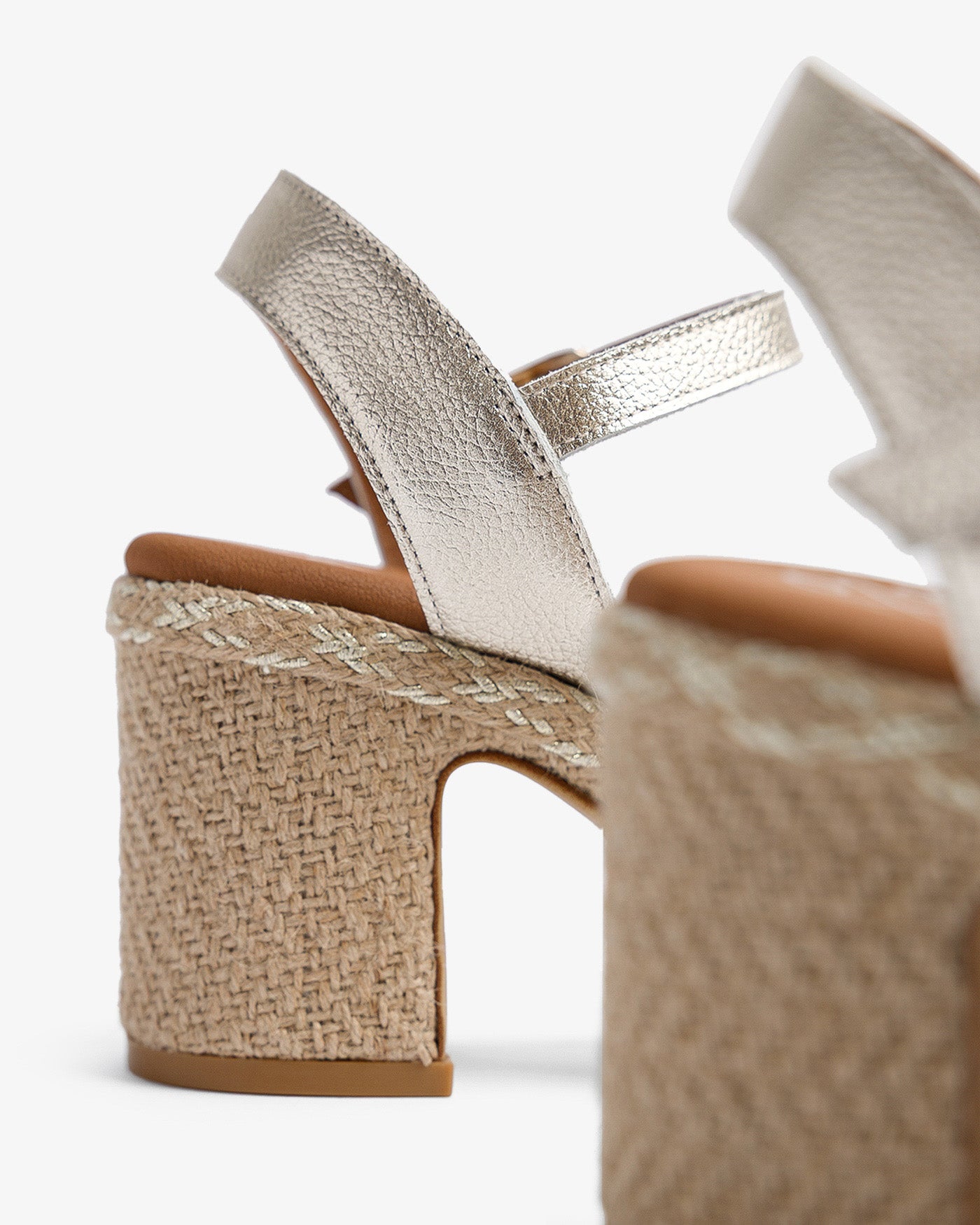 Sandalia Nerina Amura Yute Oro