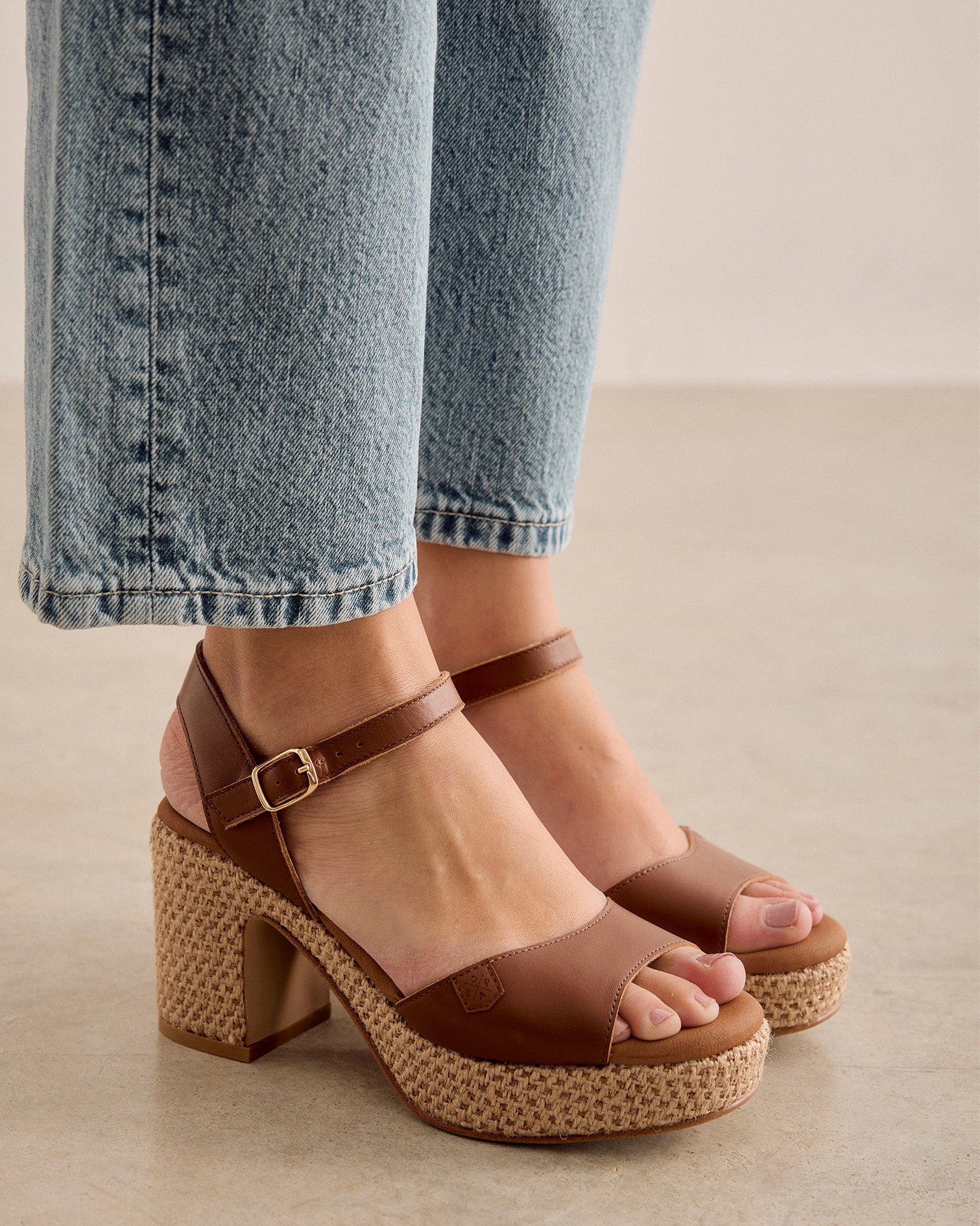 Sandalia Daira Piel Cuero