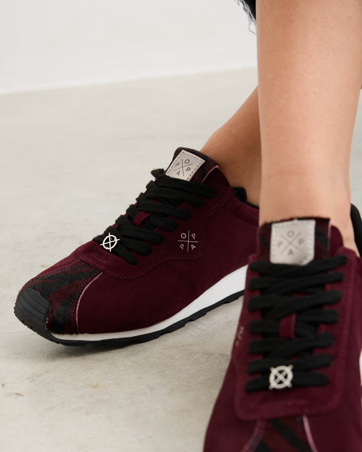Zapatilla Burdeos de Mujer Kira