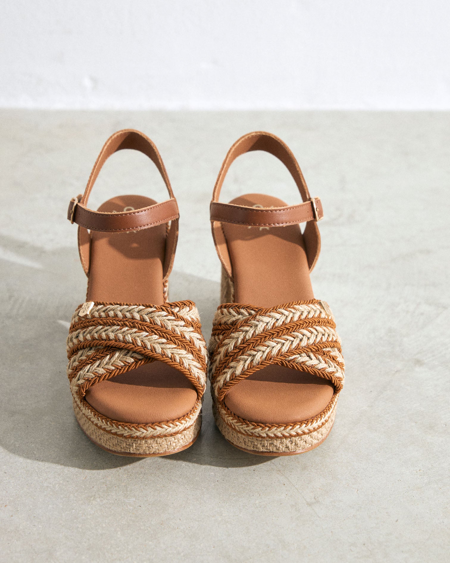 Sandalia Melia Yute Cuero