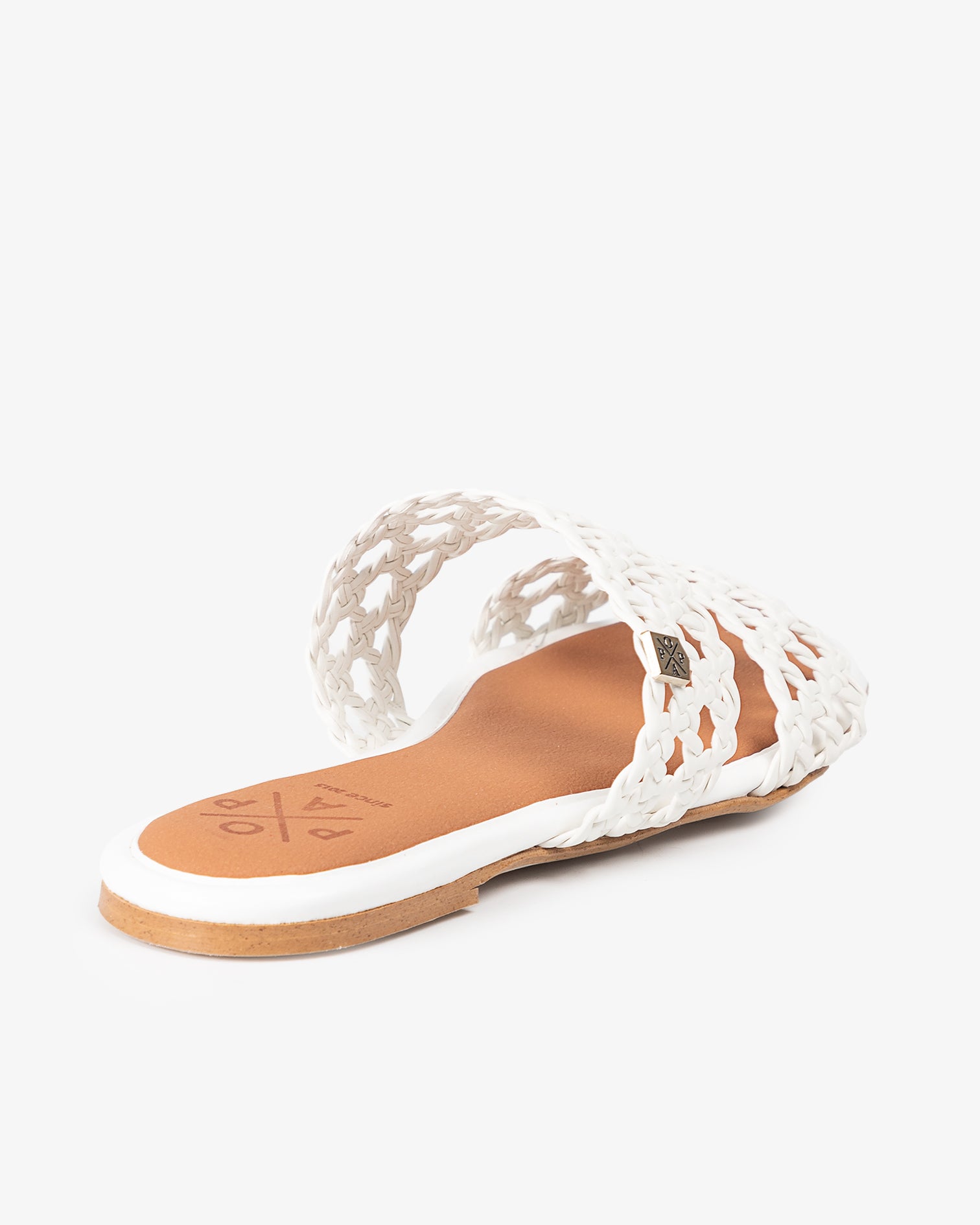 Surin Croche White Flat Sandal