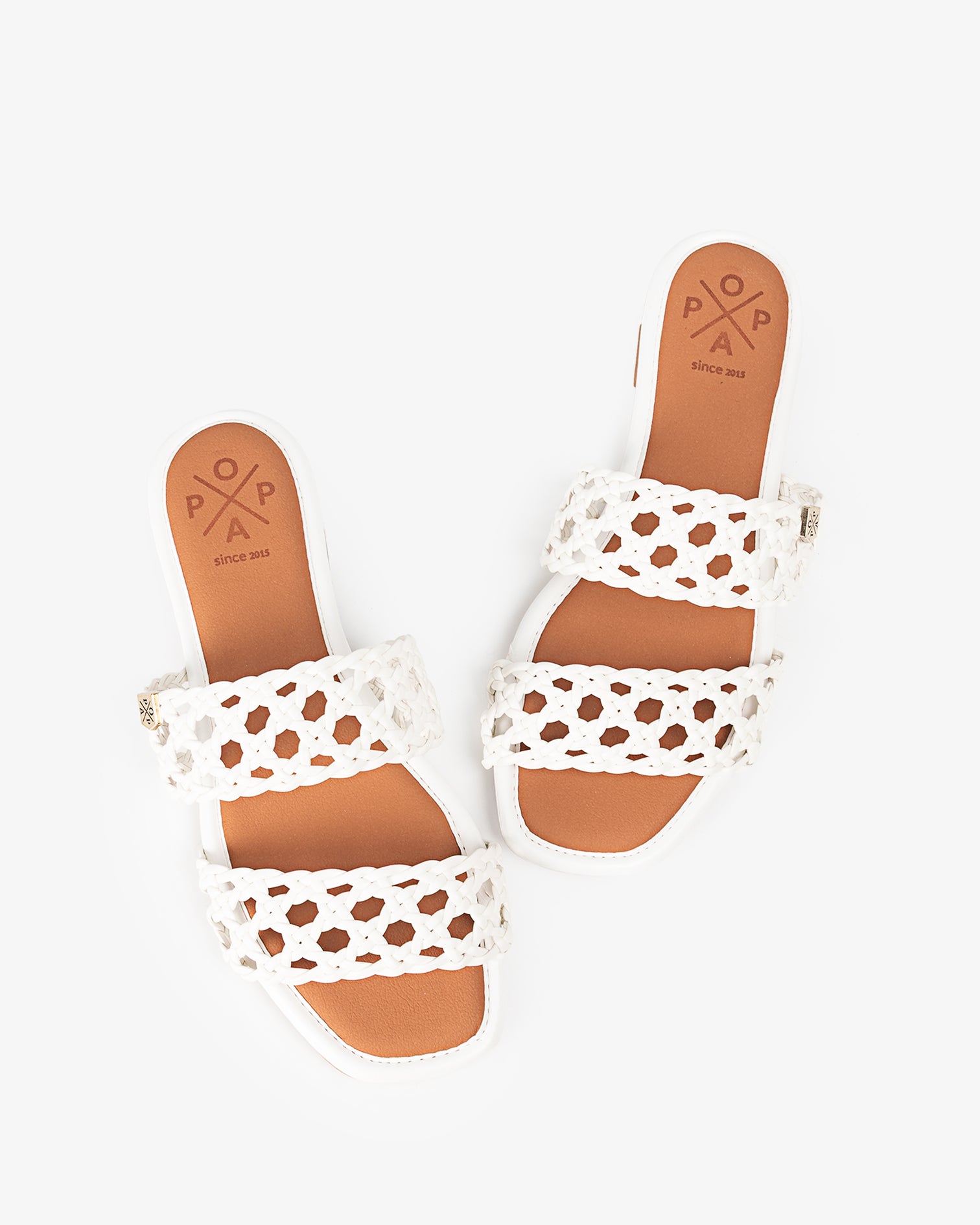 Surin Croche White Flat Sandal