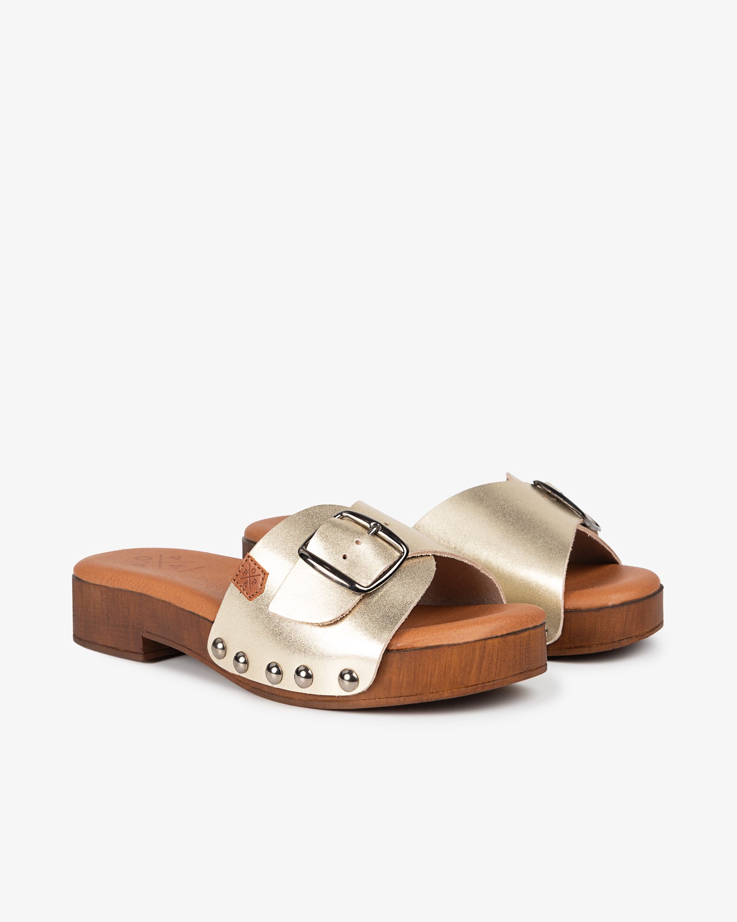 Sandalia Madera Tachas Cumaru Piel Oro 35