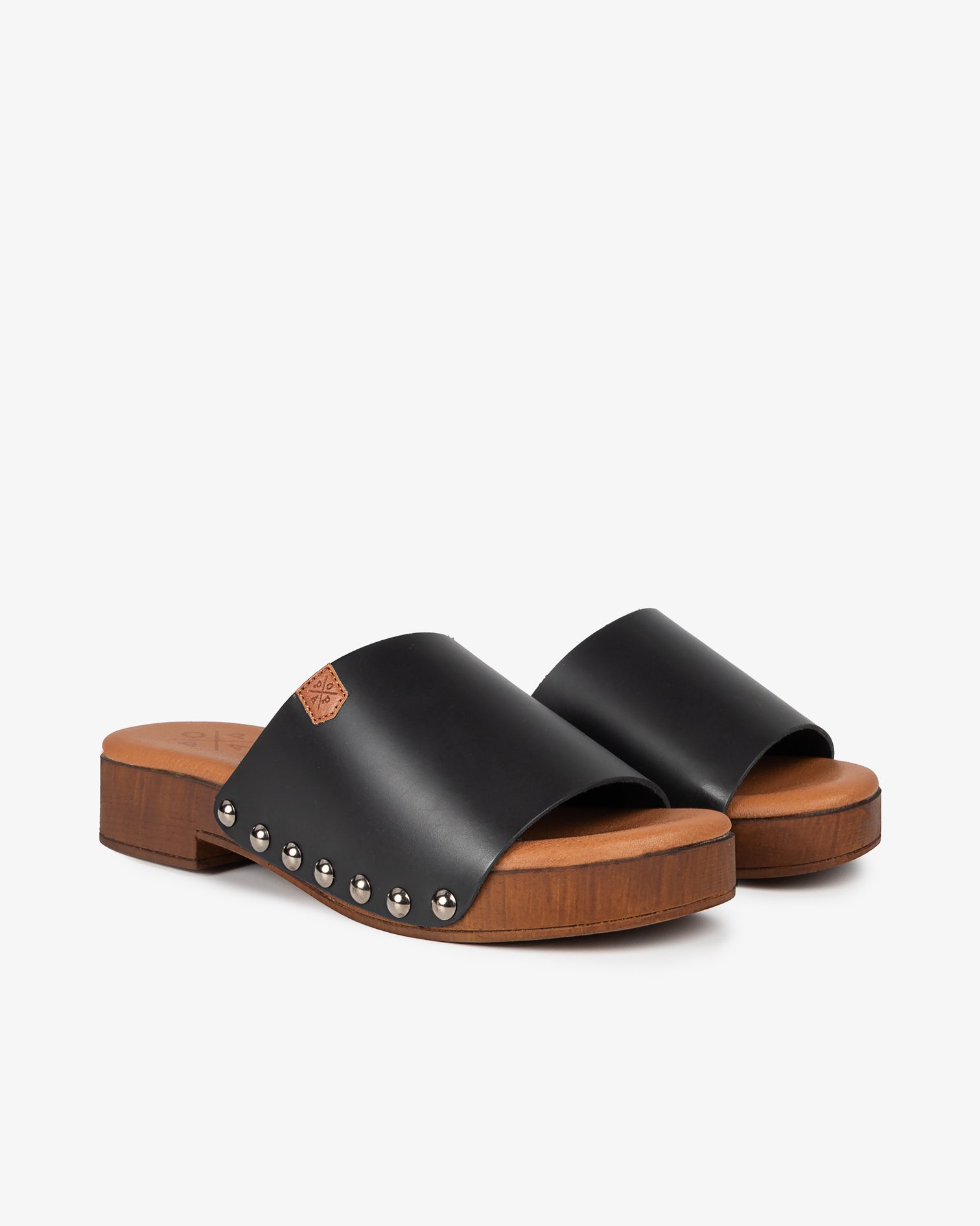 Sandalia Madera Tachas Tilo Piel Negro 35