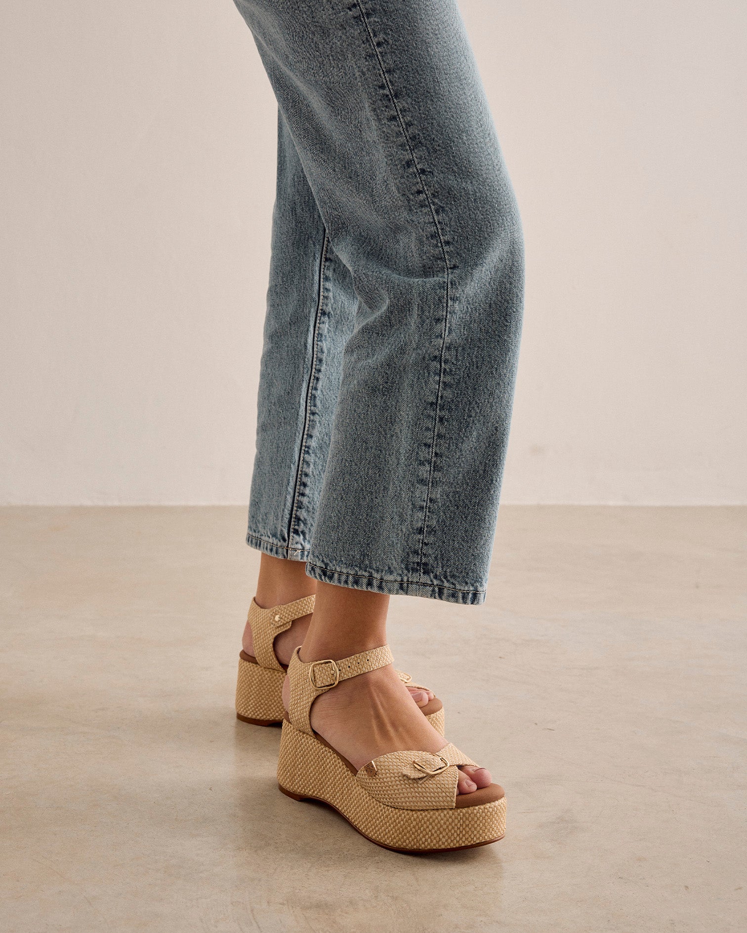 Cuña Muriel Rafia Beige