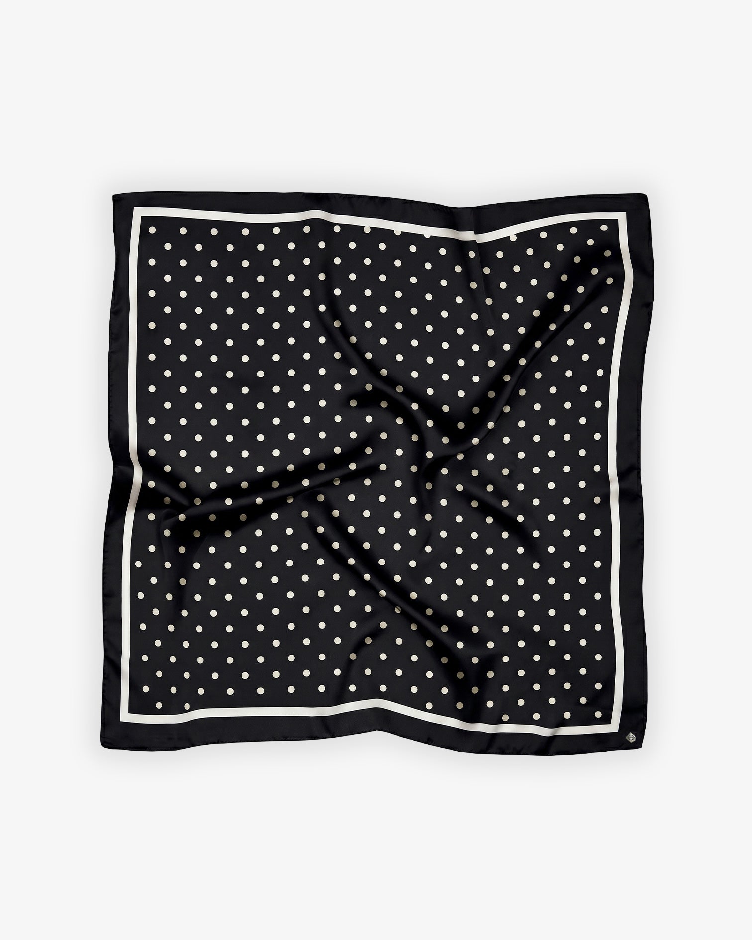 Foulard à pois noir et blanc