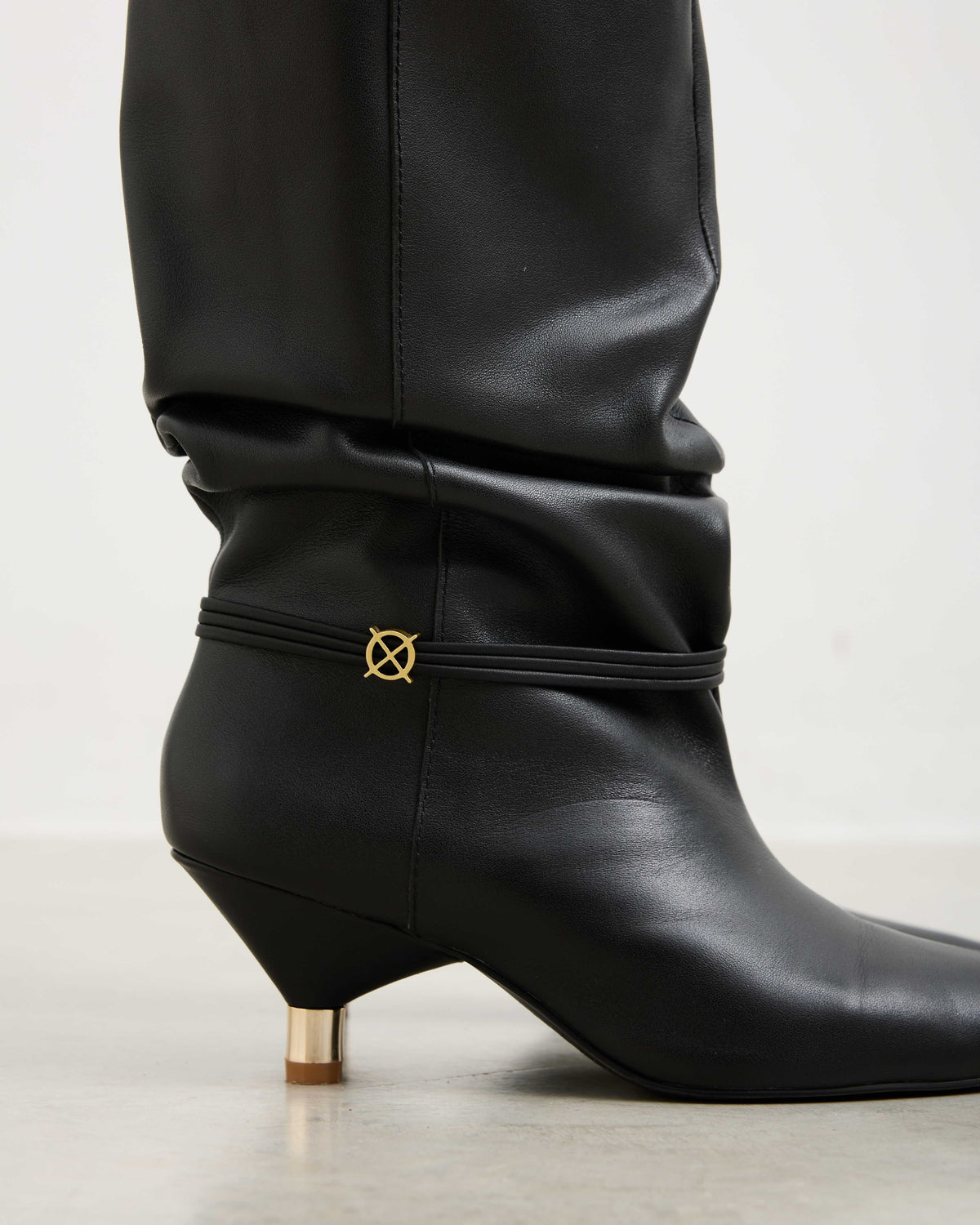 Bota Negra de Mujer Takayama