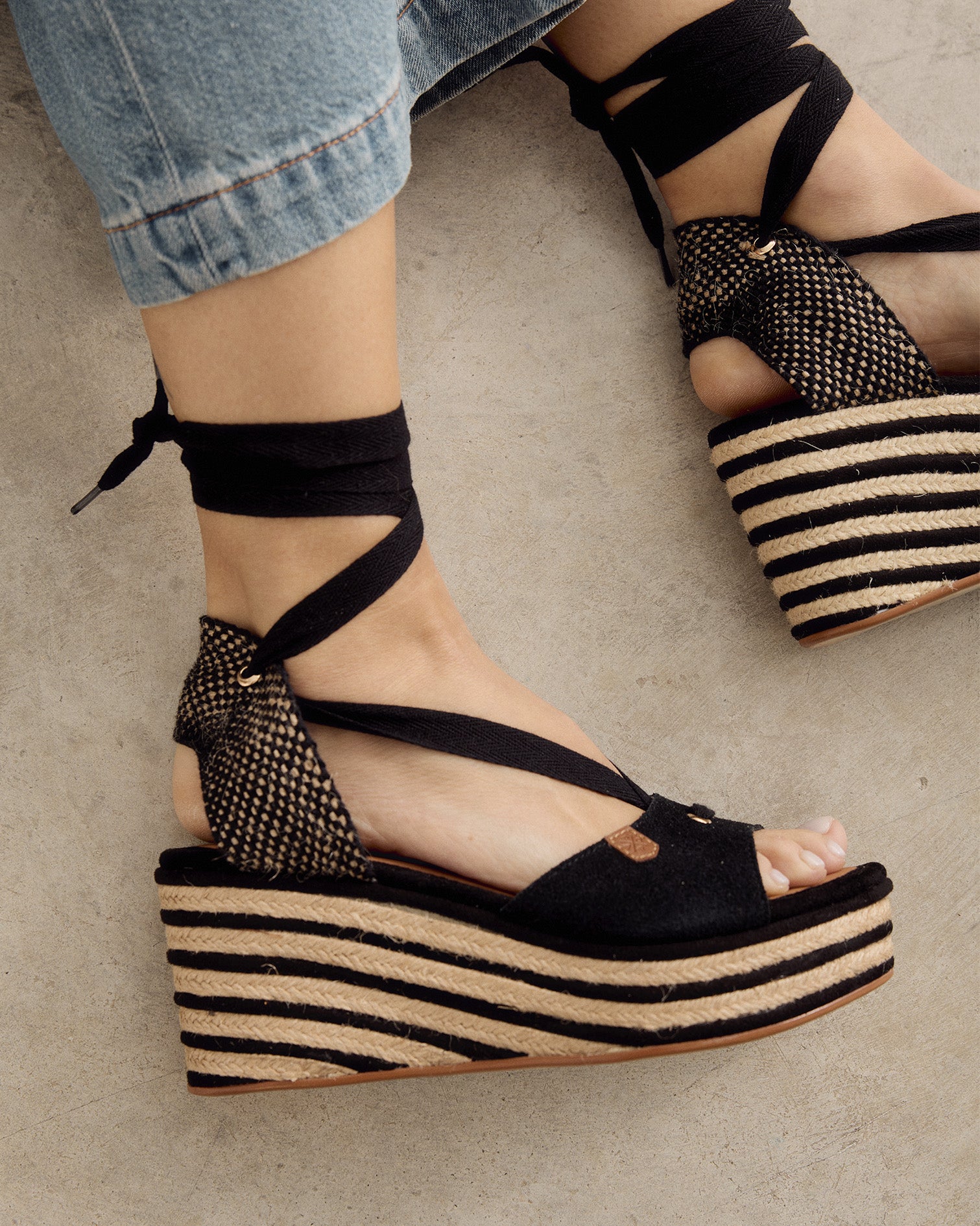 Cuña Valdes Serraje Negro