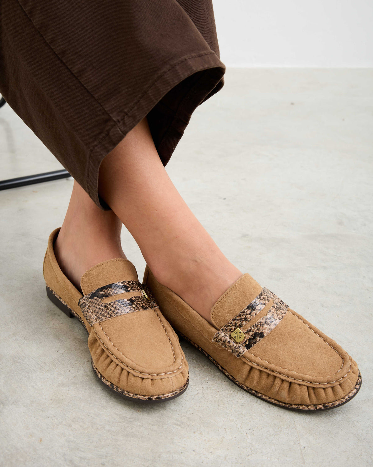 Mocasín Beige de Mujer Yao Cerco