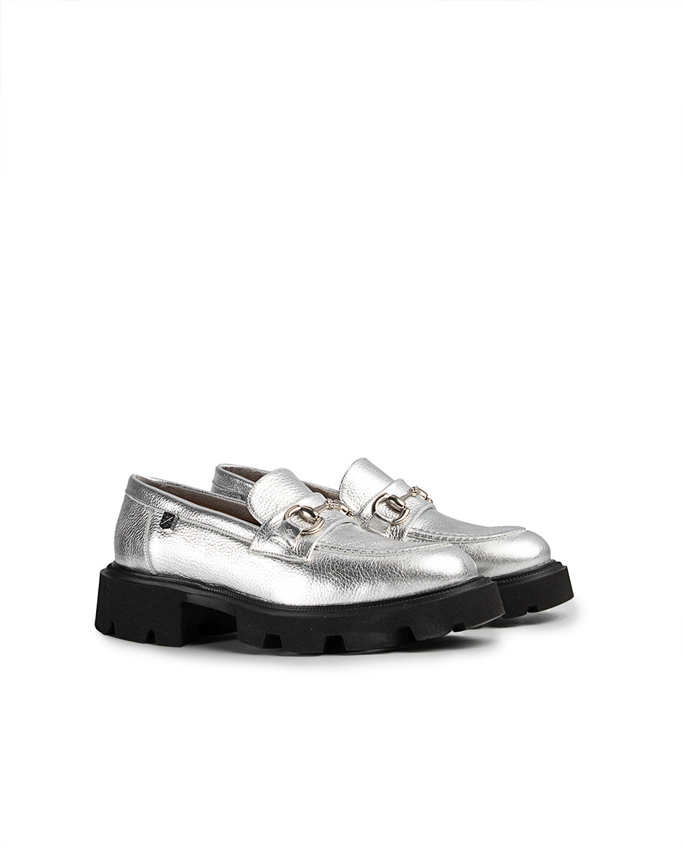Mocasín Zintia Laminado Plata