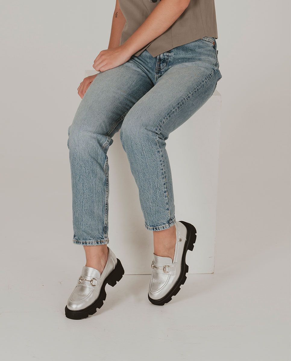 Mocasín Zintia Laminado Plata