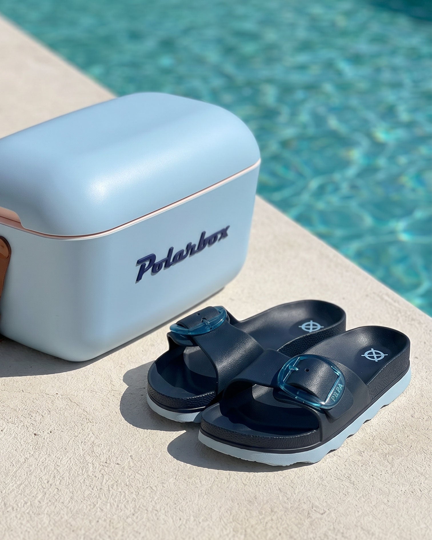 Nevera de playa Polarbox x POPA Denim