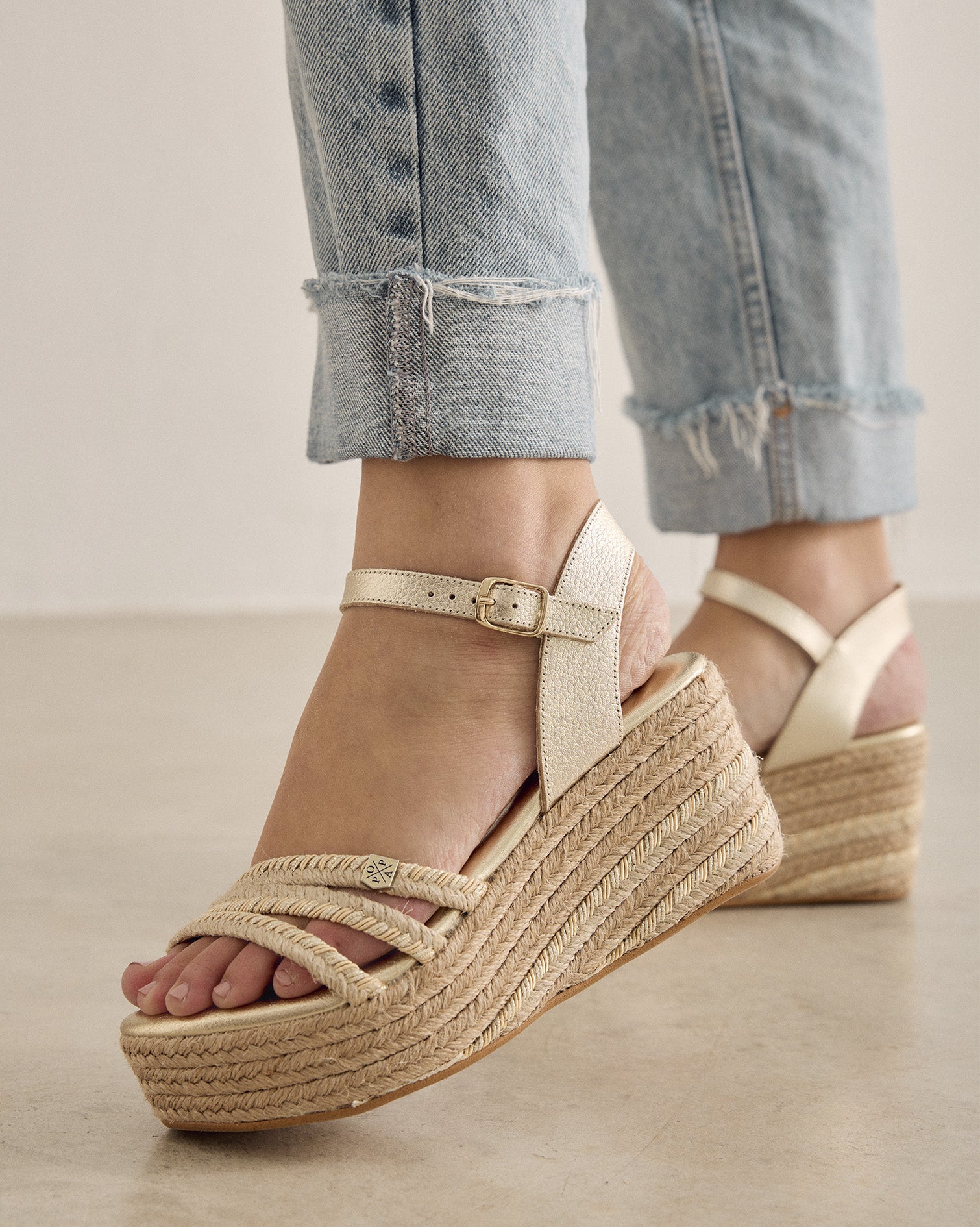 Cuña Albany Yute Oro