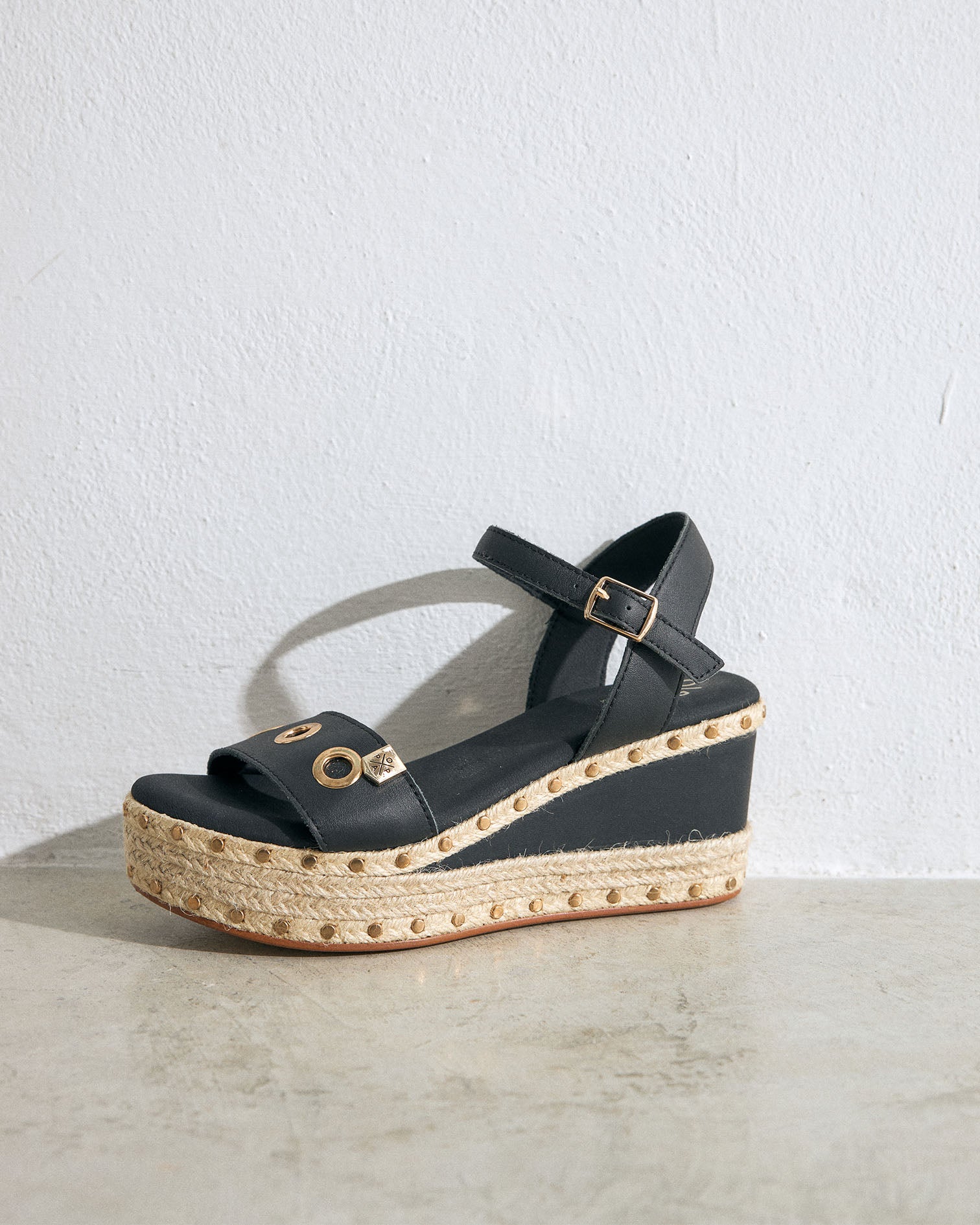 Cuña Arambol Tachuelas Napa Negro