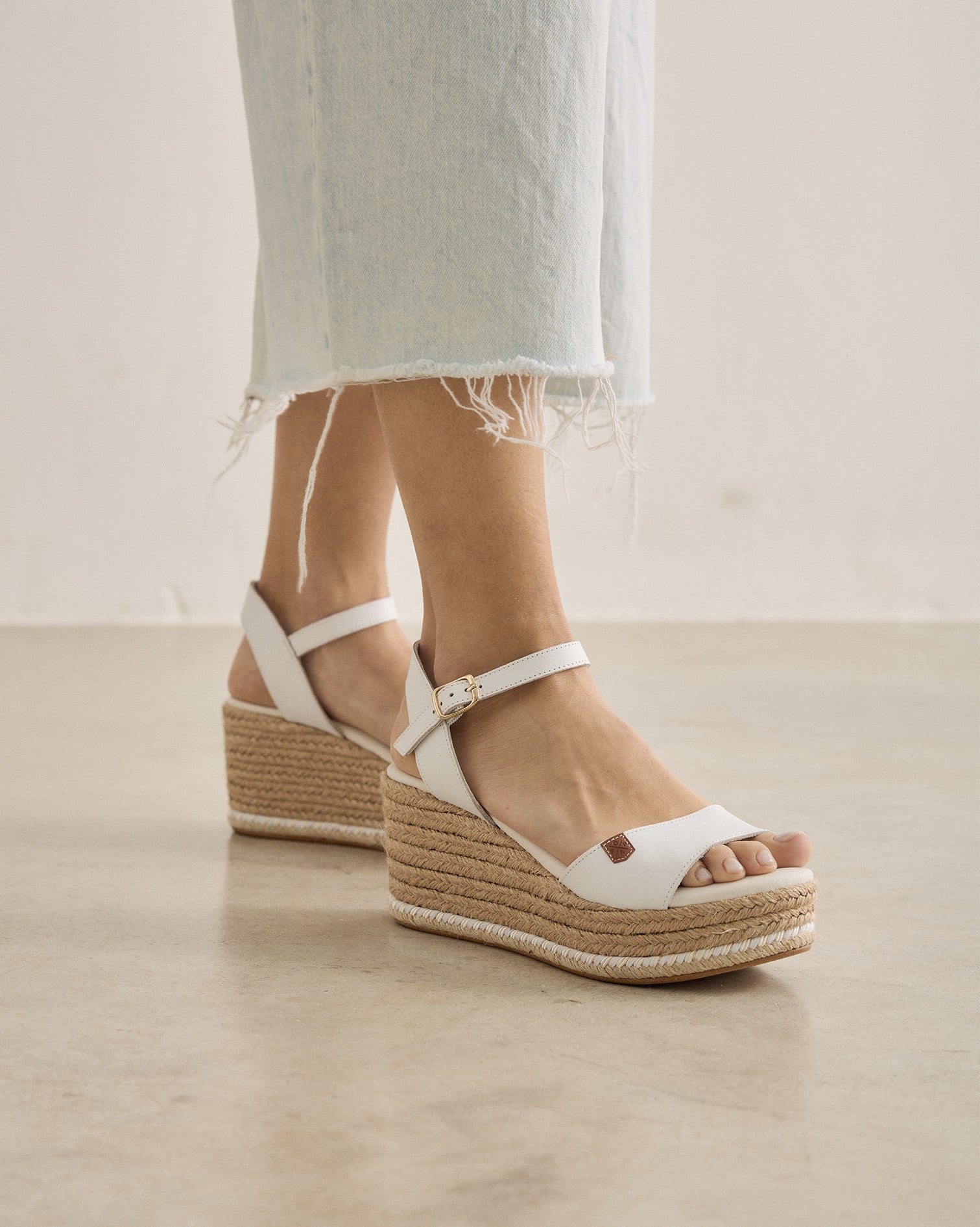 Cuña Arenal Piel Blanco