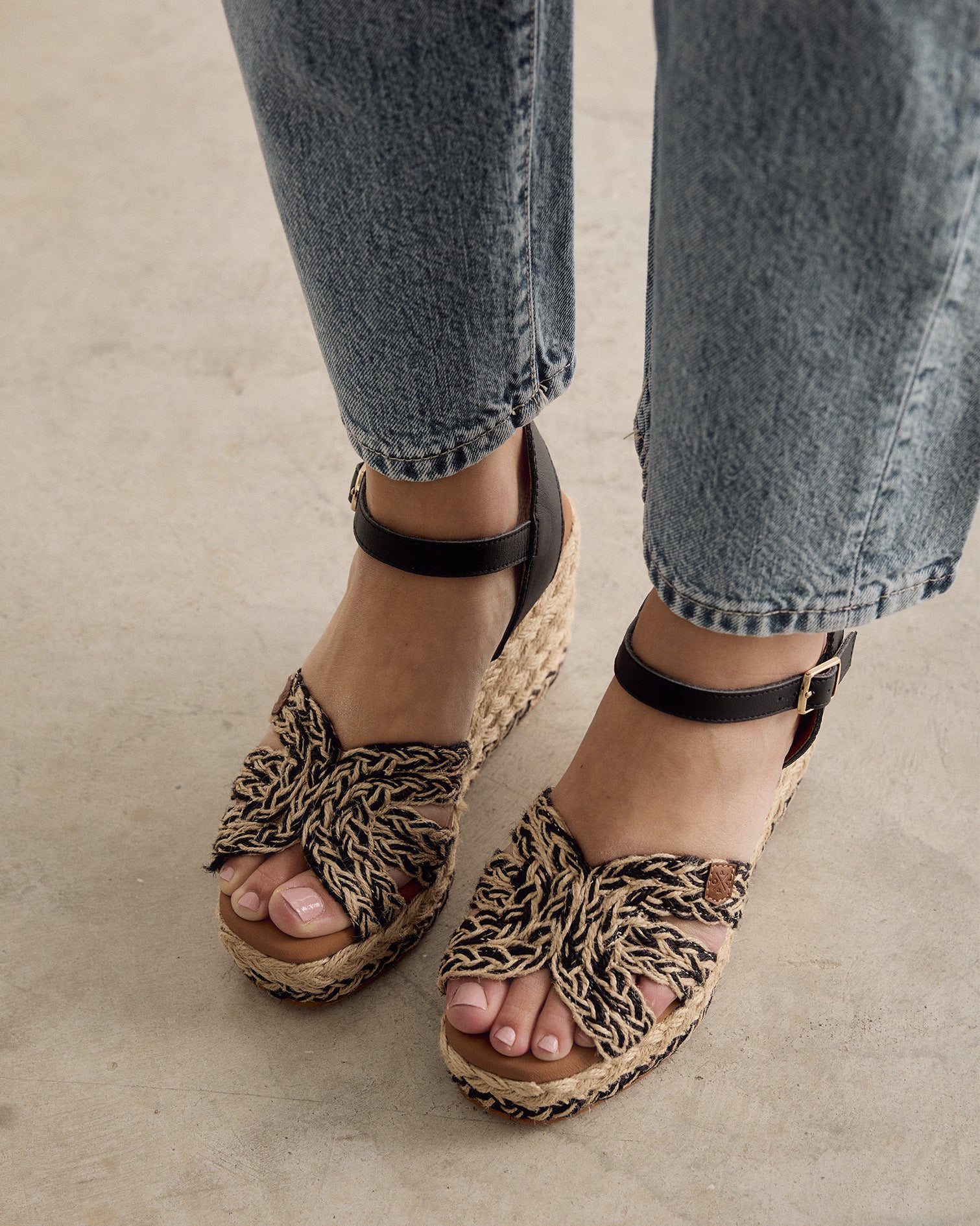 Cuña Avalo Yute Negro