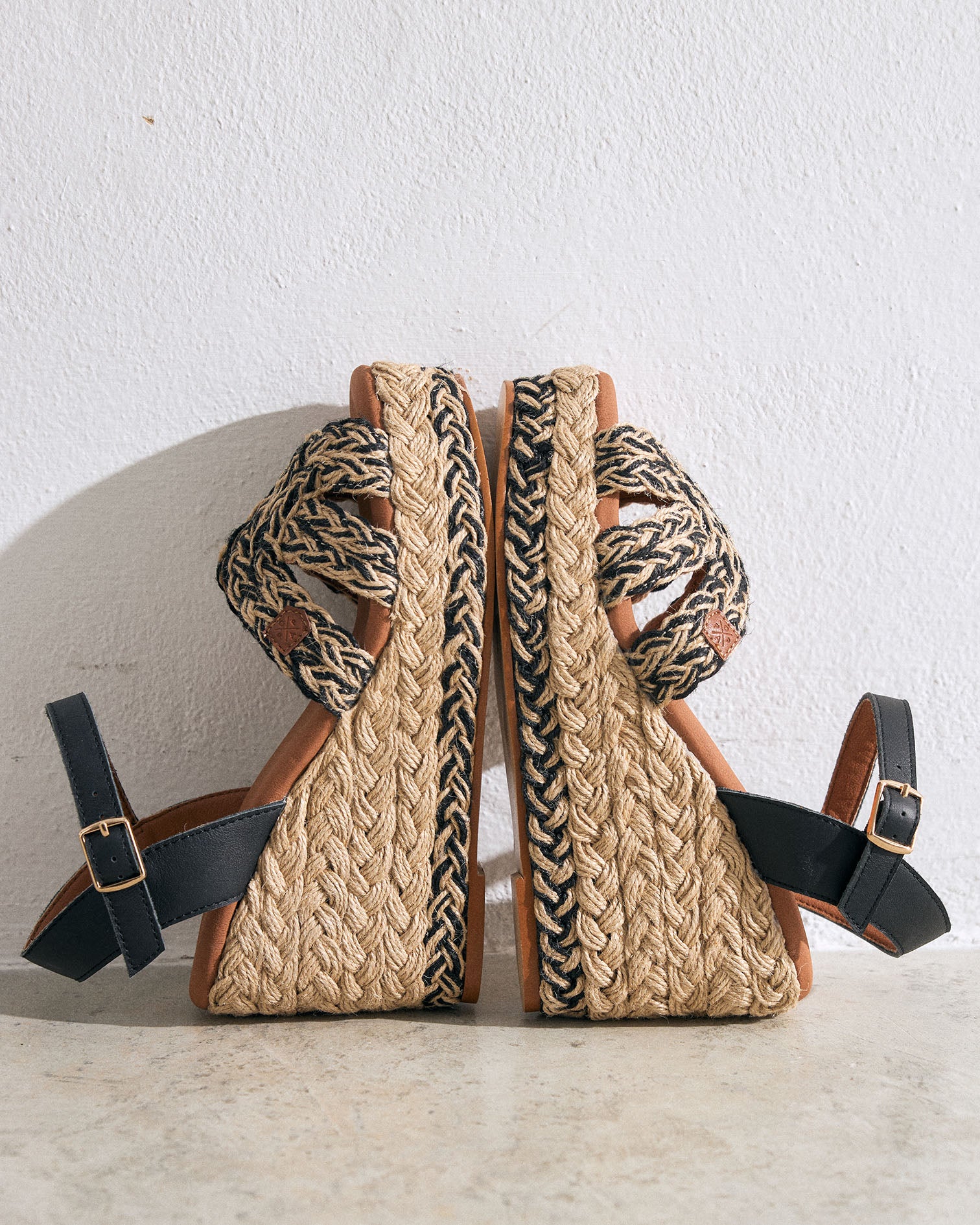 Cuña Avalo Yute Negro