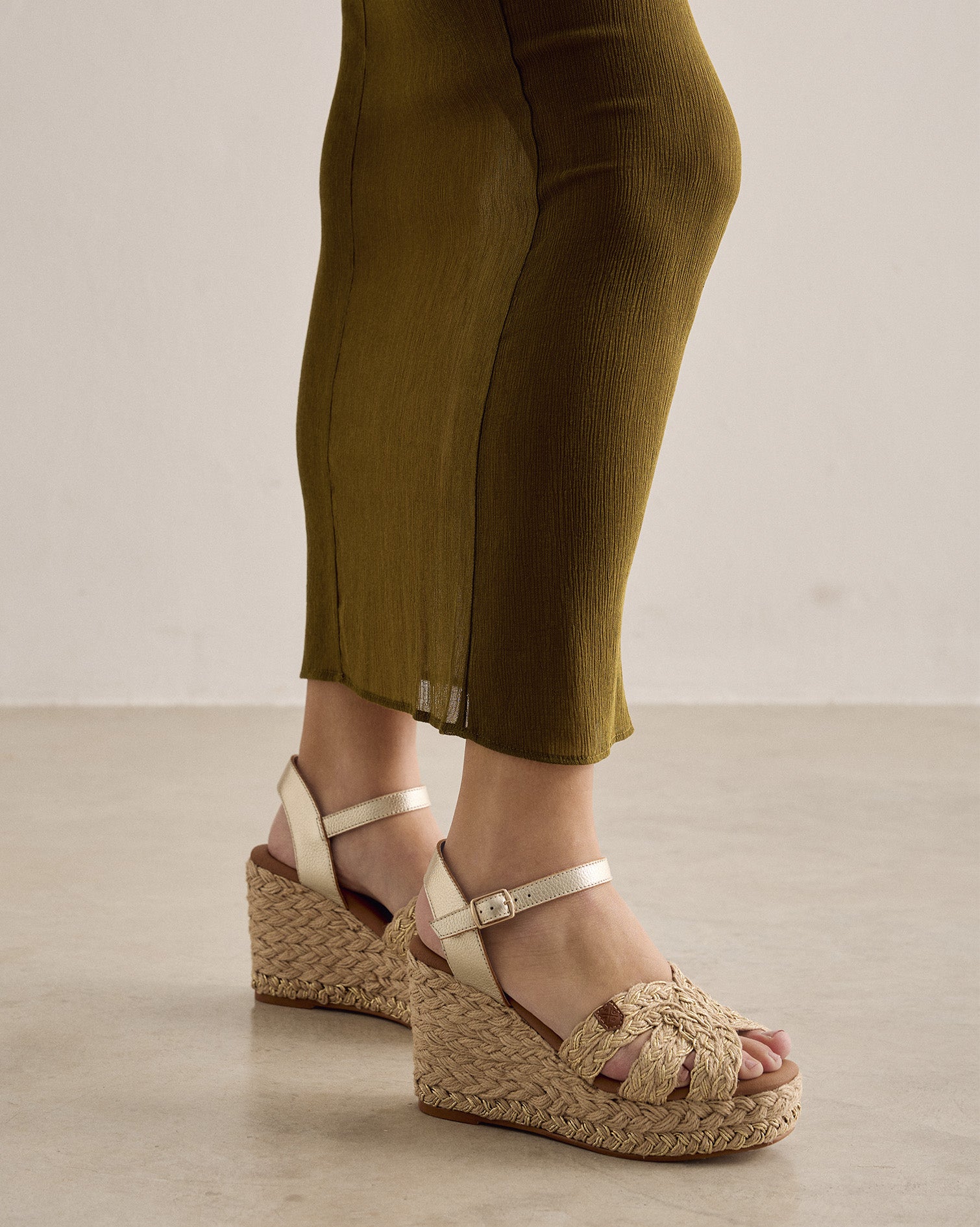 Cuña Avalo Yute Oro