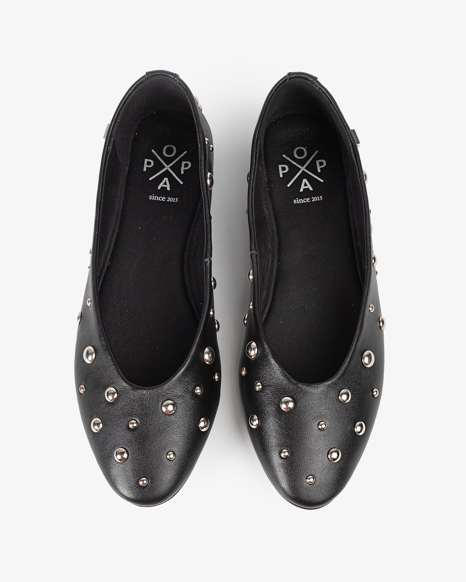 Bailarina de Piel Negra con Tachuelas Etoile