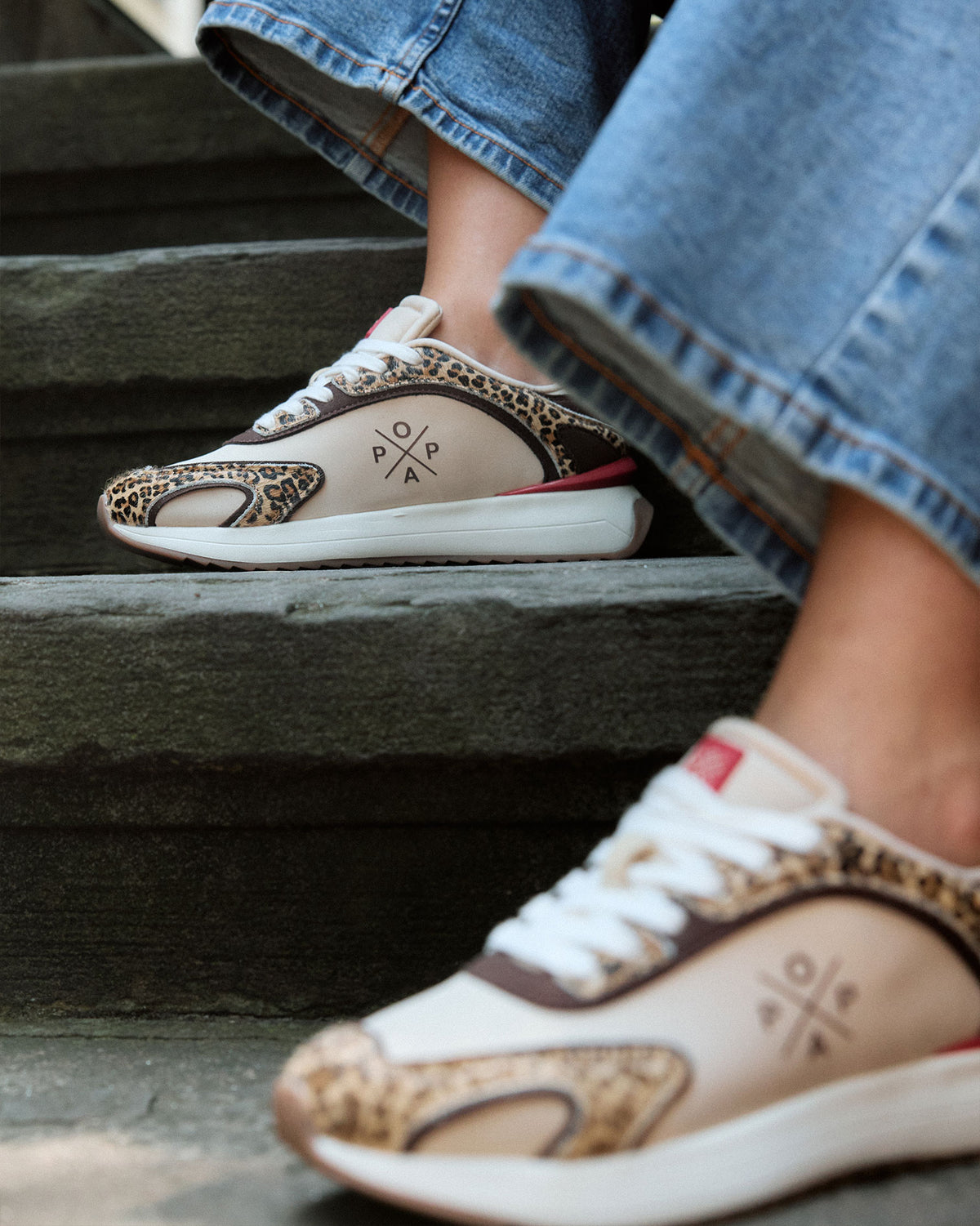Zapatilla Leopardo Beige de Mujer Blake