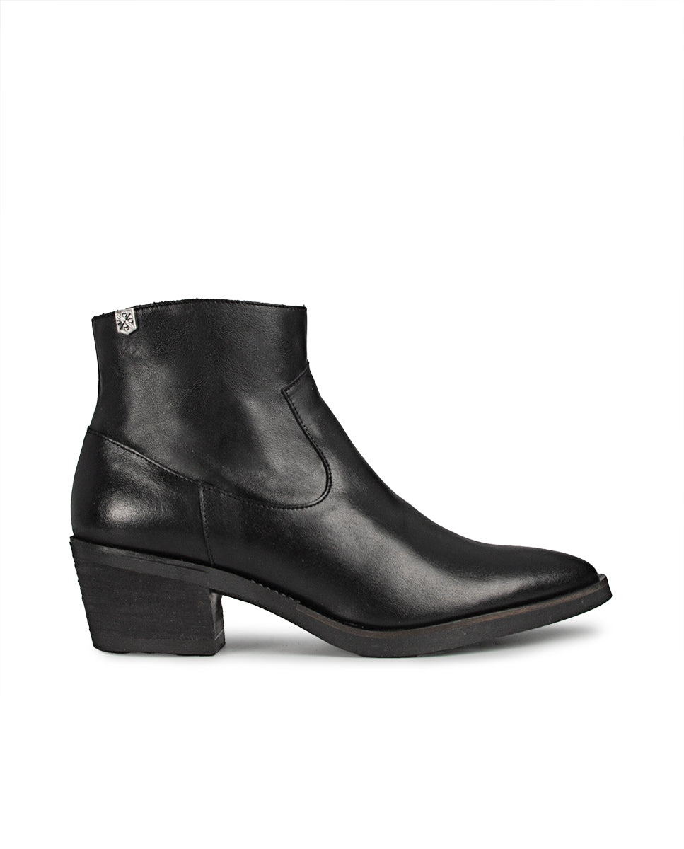 Raney Heel Boot Black Leather