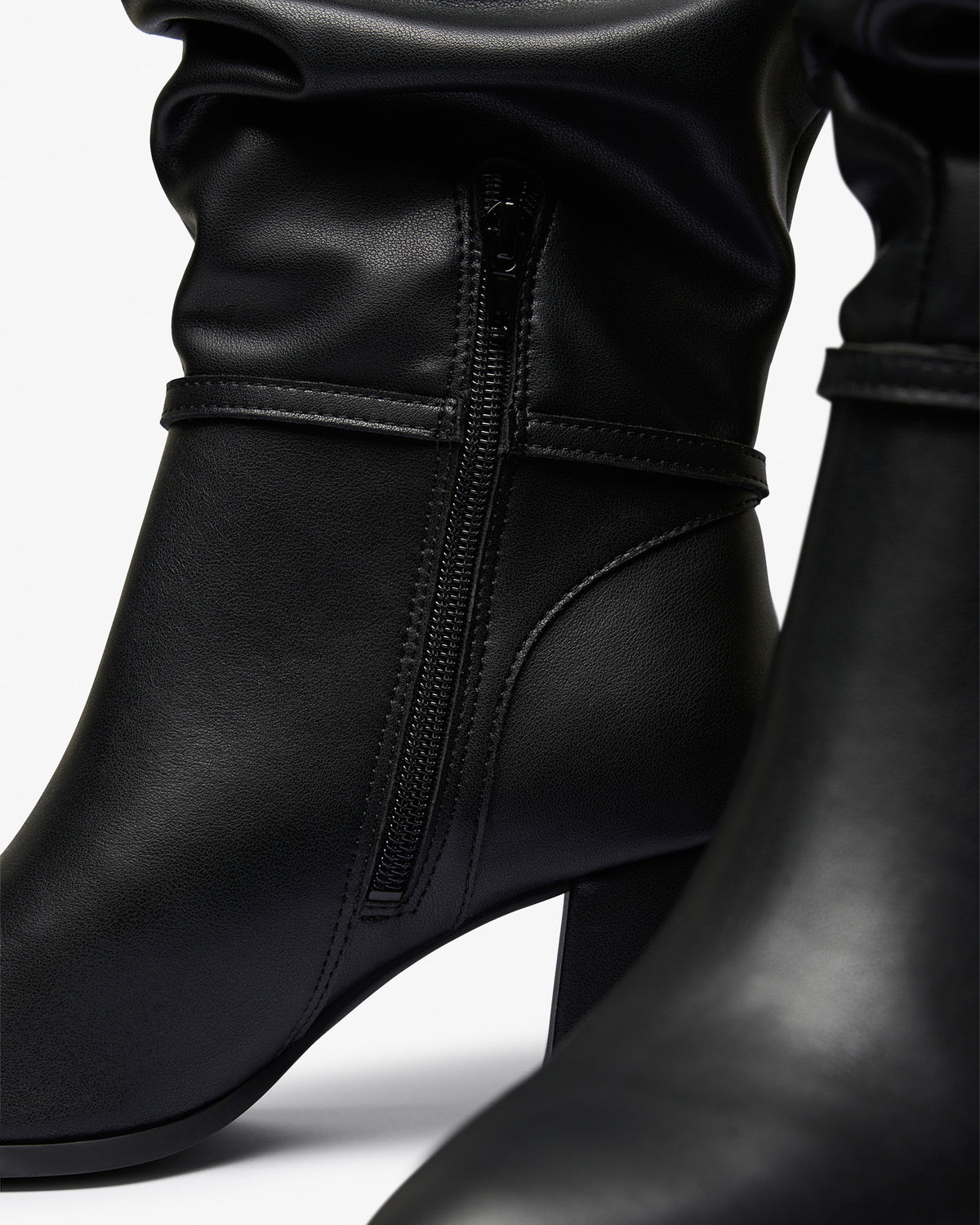Bota Negra de Mujer Kanazawai 36
