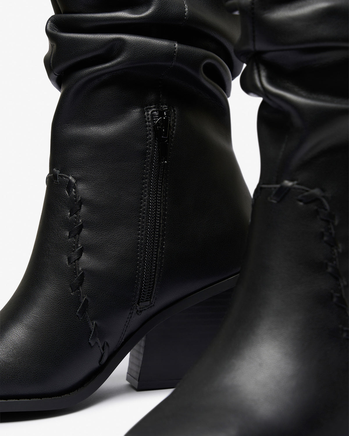 Bota Negra de Mujer Allende 36