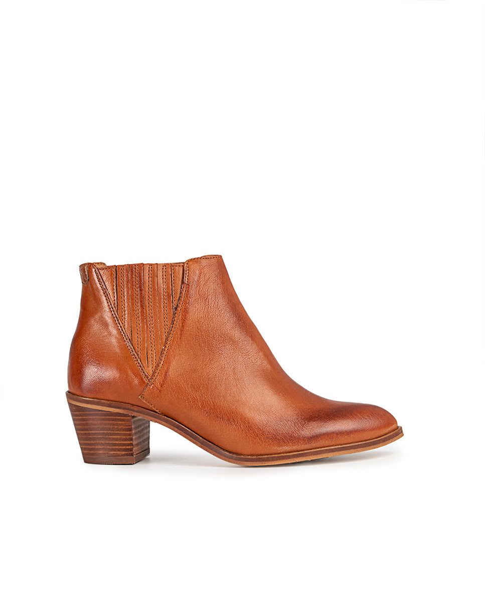 Clarisa Leather Leather Ankle Boot