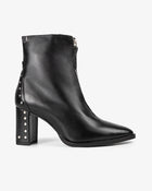 Bottine en cuir noir avec clous Atenea