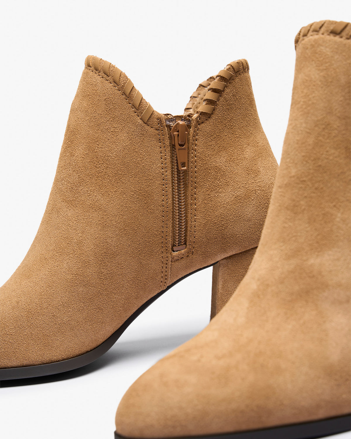 Botín Beige de Mujer Cayafate Trenzado 36