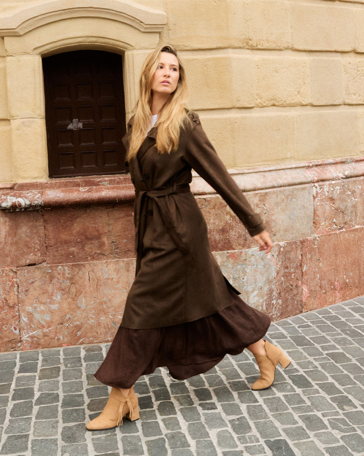 Botín Beige de Mujer Cayafate Flecos