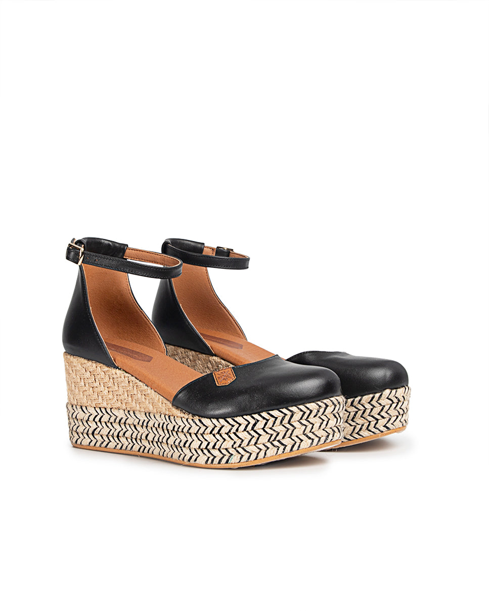 Low Jute Cantalar Black Leather Wedge with buckle