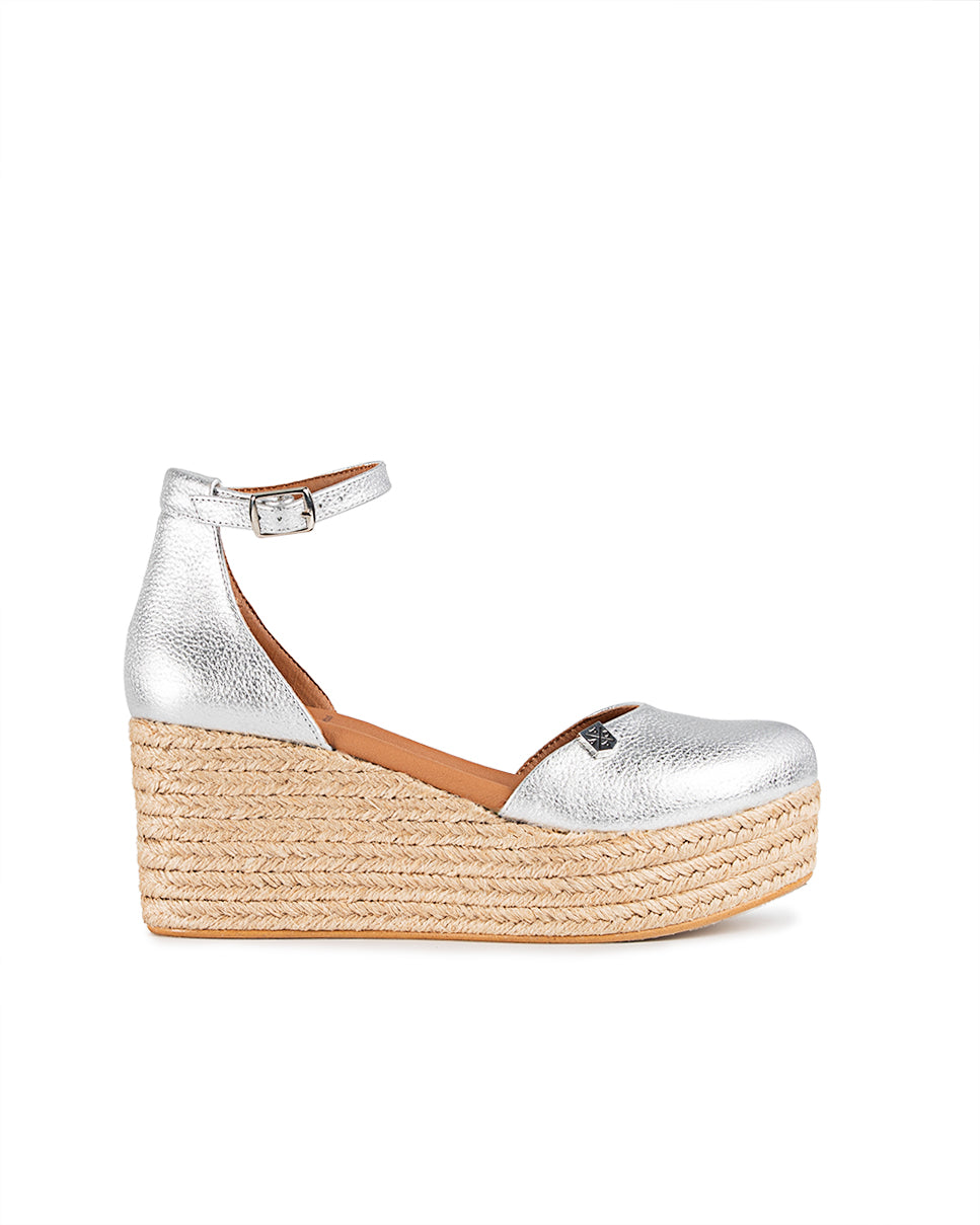 Low Jute Cantalar Laminated Silver Wedge with buckle