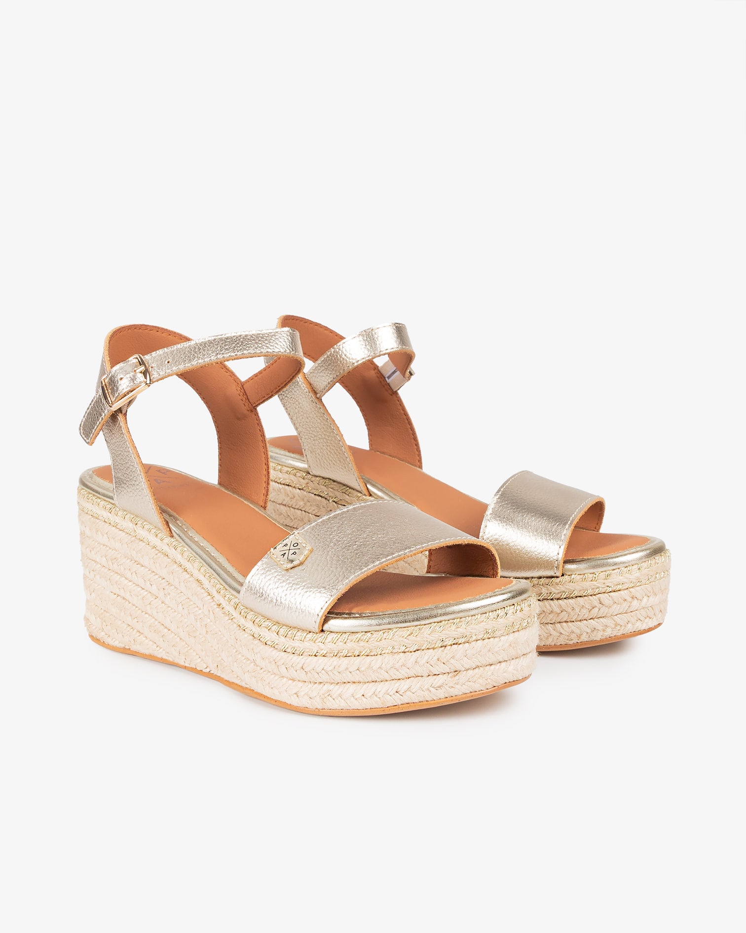 Arambol Gold Laminated Low Wedge with Buckle