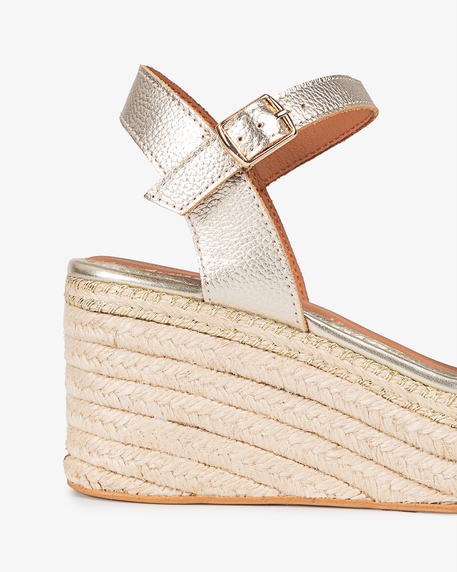 Arambol Gold Laminated Low Wedge with Buckle