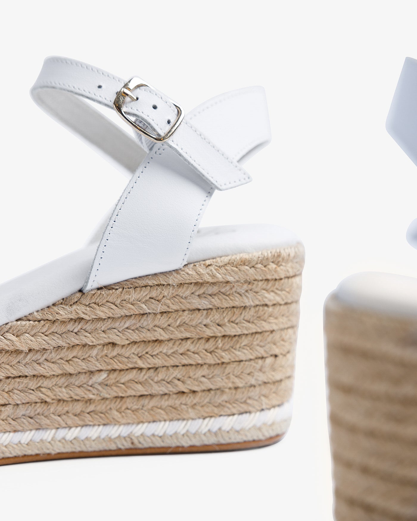 Cuña Arenal Piel Blanco 35