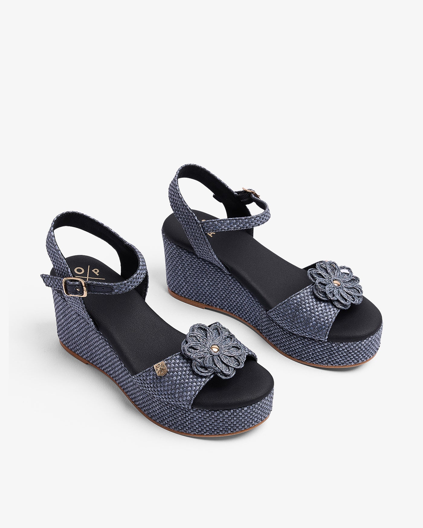 Cuña Arenal Rafia Negro 35