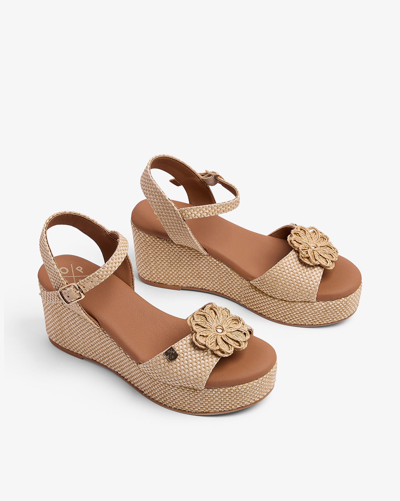 Cuña Arenal Rafia Natural 35