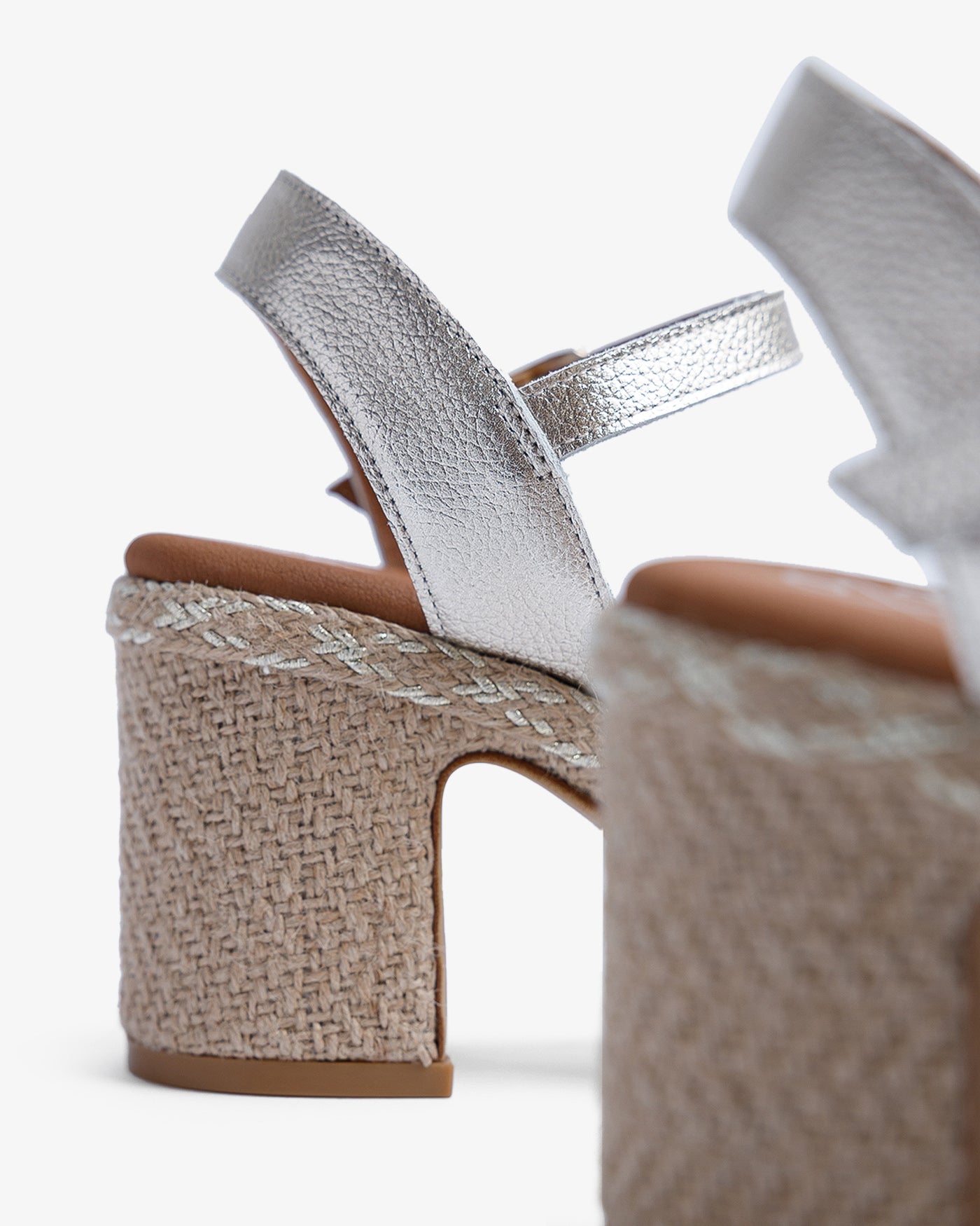 Sandalia Nerina Amura Yute Oro