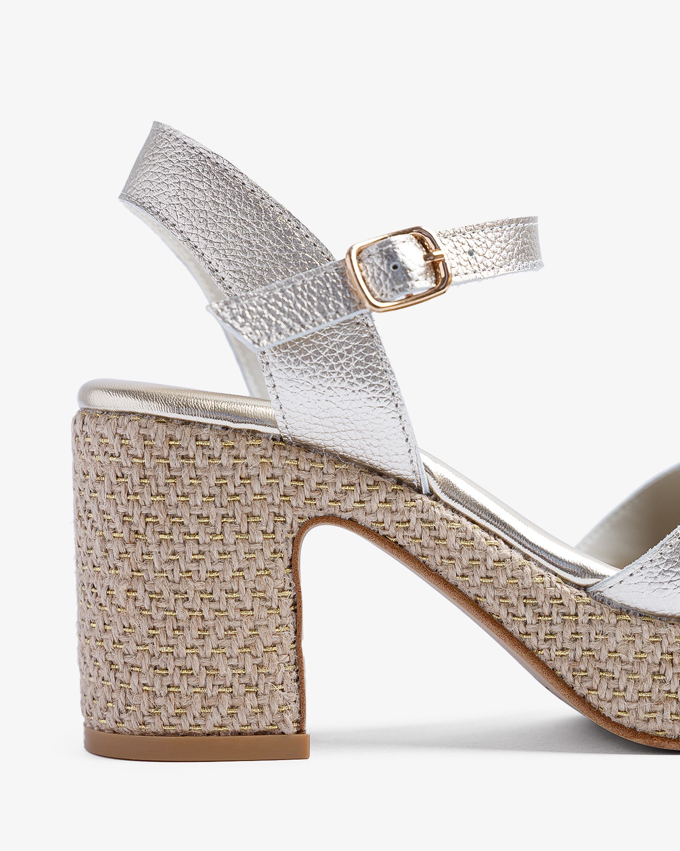 Sandalia Daira Laminado Oro Galaxy